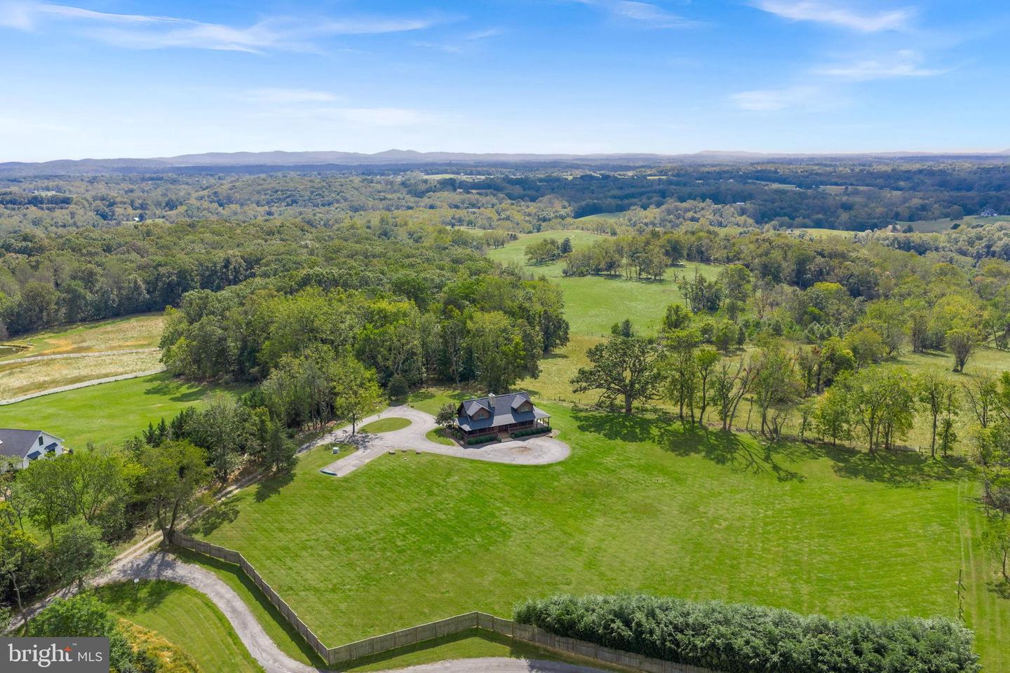 18837 TRINITY CHURCH RD, PURCELLVILLE, Virginia 20132, 3 Bedrooms Bedrooms, 11 Rooms Rooms,3 BathroomsBathrooms,Residential,For sale,18837 TRINITY CHURCH RD,VALO2108360 MLS # VALO2108360
