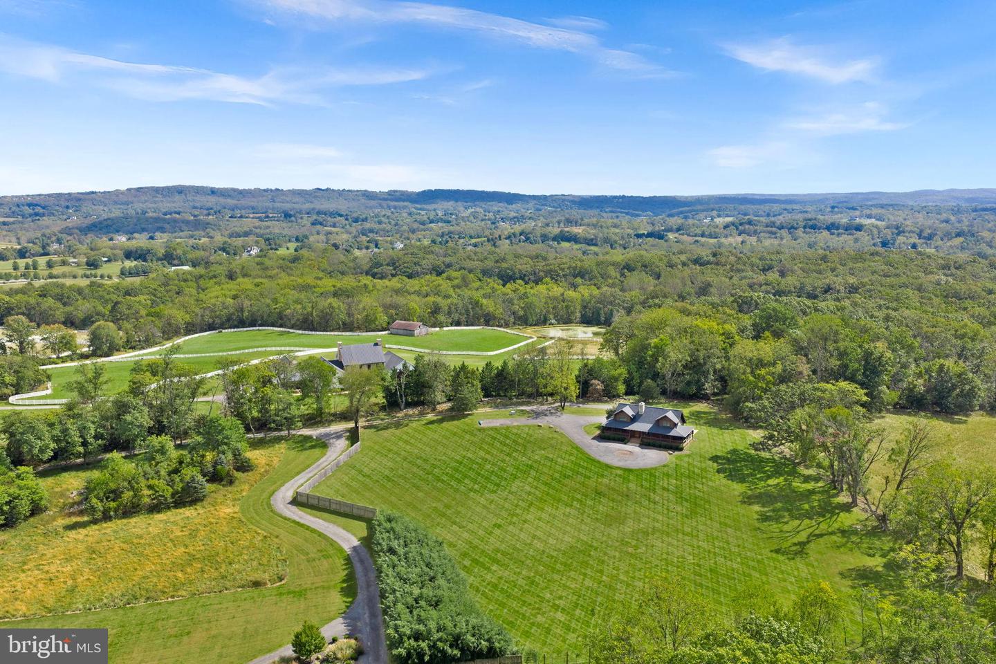18837 TRINITY CHURCH RD, PURCELLVILLE, Virginia 20132, 3 Bedrooms Bedrooms, 11 Rooms Rooms,3 BathroomsBathrooms,Residential,For sale,18837 TRINITY CHURCH RD,VALO2108360 MLS # VALO2108360