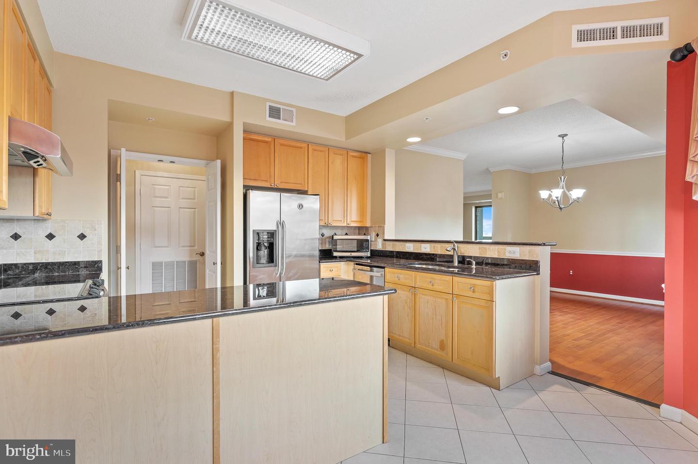 19355 CYPRESS RIDGE TER #406, LEESBURG, Virginia 20176, 3 Bedrooms Bedrooms, 7 Rooms Rooms,2 BathroomsBathrooms,Residential,For sale,19355 CYPRESS RIDGE TER #406,VALO2108364 MLS # VALO2108364