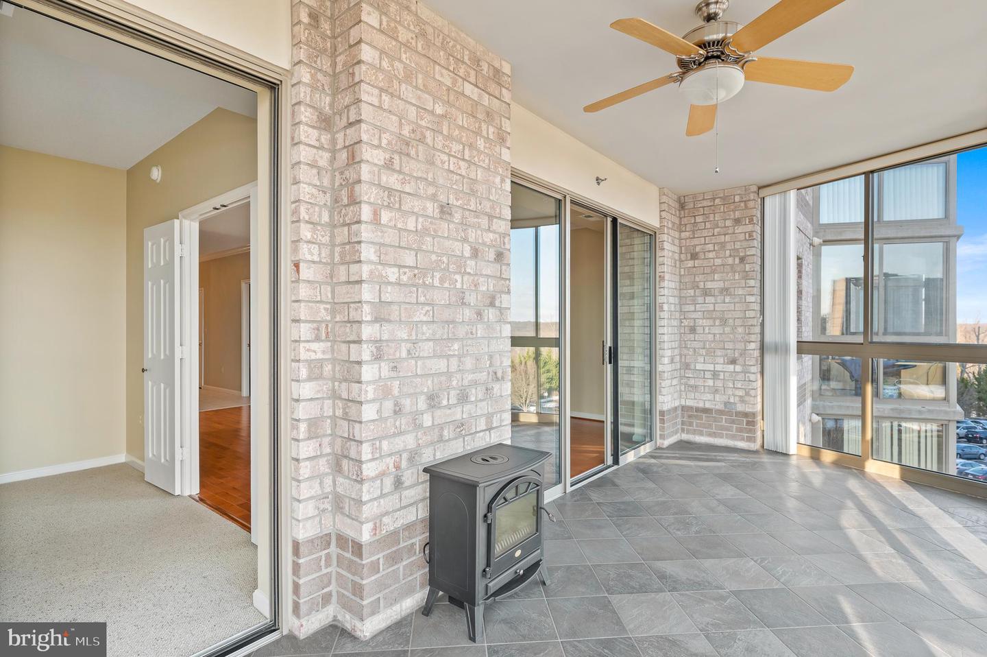19355 CYPRESS RIDGE TER #406, LEESBURG, Virginia 20176, 3 Bedrooms Bedrooms, 7 Rooms Rooms,2 BathroomsBathrooms,Residential,For sale,19355 CYPRESS RIDGE TER #406,VALO2108364 MLS # VALO2108364