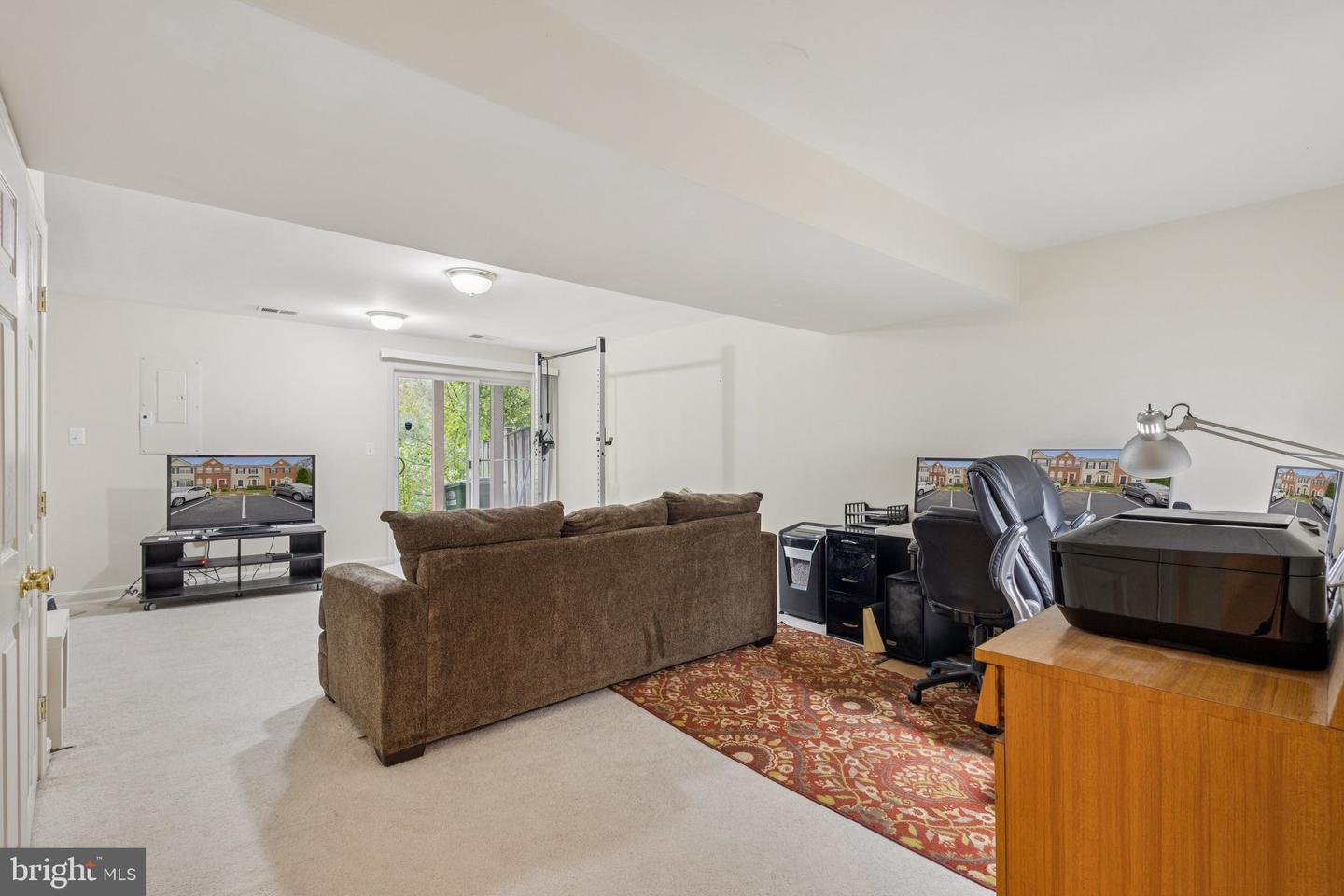 202 HEMLOCK DR, STAFFORD, Virginia 22554, 3 Bedrooms Bedrooms, ,3 BathroomsBathrooms,Residential,For sale,202 HEMLOCK DR,VAST2043324 MLS # VAST2043324