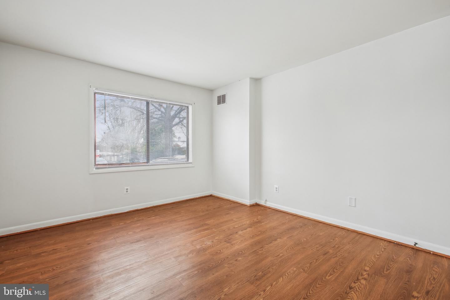6441 RICHMOND HWY #102, ALEXANDRIA, Virginia 22306, 1 Bedroom Bedrooms, ,1 BathroomBathrooms,Residential,For sale,6441 RICHMOND HWY #102,VAFX2273120 MLS # VAFX2273120