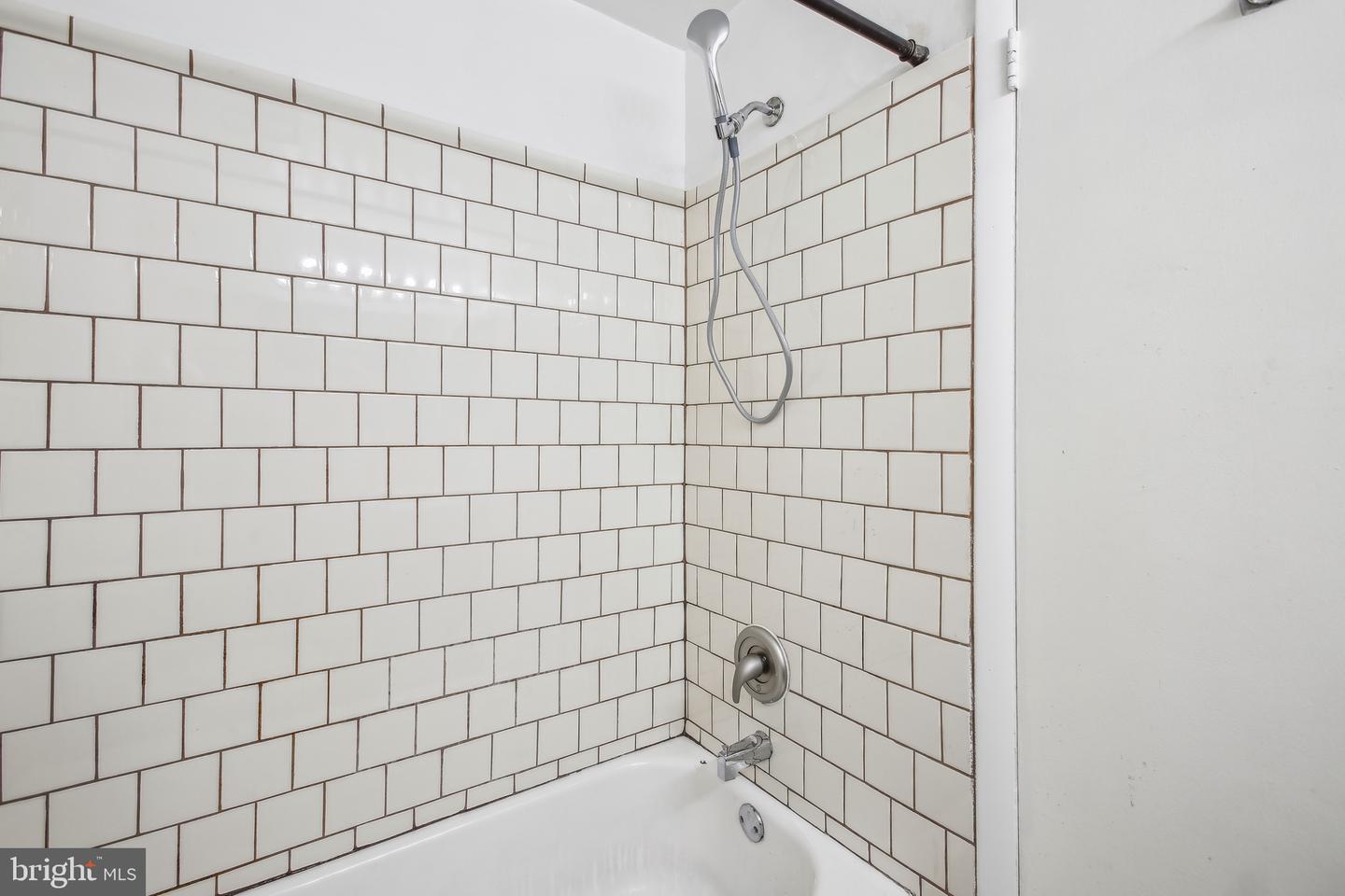 6441 RICHMOND HWY #102, ALEXANDRIA, Virginia 22306, 1 Bedroom Bedrooms, ,1 BathroomBathrooms,Residential,For sale,6441 RICHMOND HWY #102,VAFX2273120 MLS # VAFX2273120