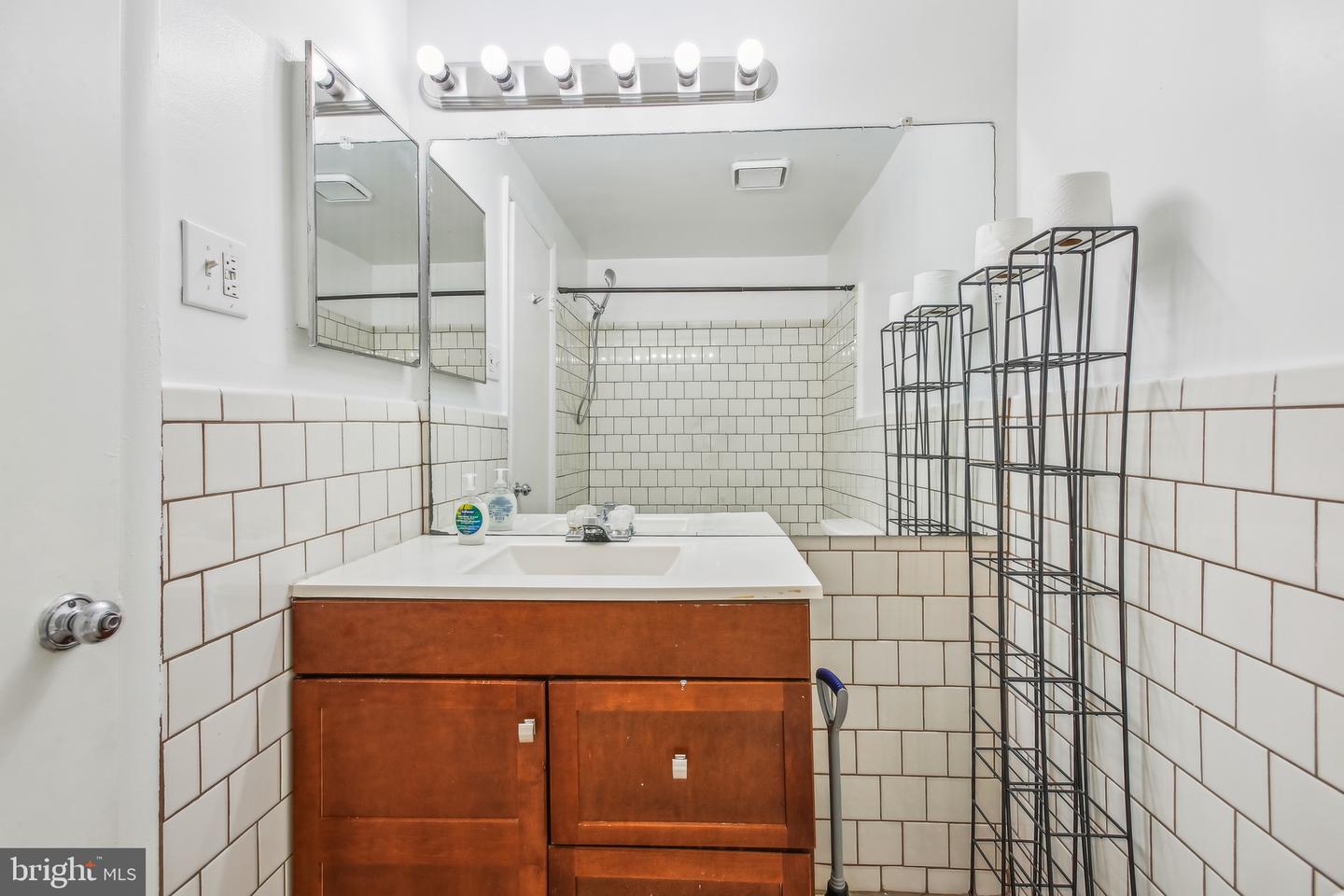 6441 RICHMOND HWY #102, ALEXANDRIA, Virginia 22306, 1 Bedroom Bedrooms, ,1 BathroomBathrooms,Residential,For sale,6441 RICHMOND HWY #102,VAFX2273120 MLS # VAFX2273120