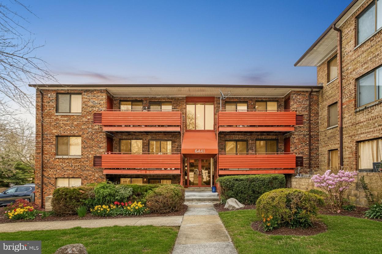 6441 RICHMOND HWY #102, ALEXANDRIA, Virginia 22306, 1 Bedroom Bedrooms, ,1 BathroomBathrooms,Residential,For sale,6441 RICHMOND HWY #102,VAFX2273120 MLS # VAFX2273120