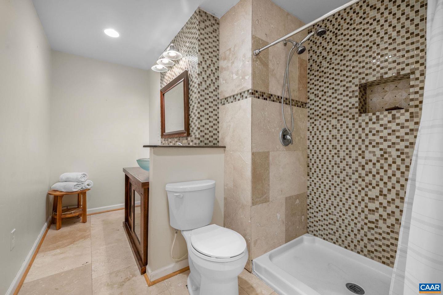 419 CARTER LN, LOUISA, Virginia 23093, 5 Bedrooms Bedrooms, ,3 BathroomsBathrooms,Residential,For sale,419 CARTER LN,669698 MLS # 669698