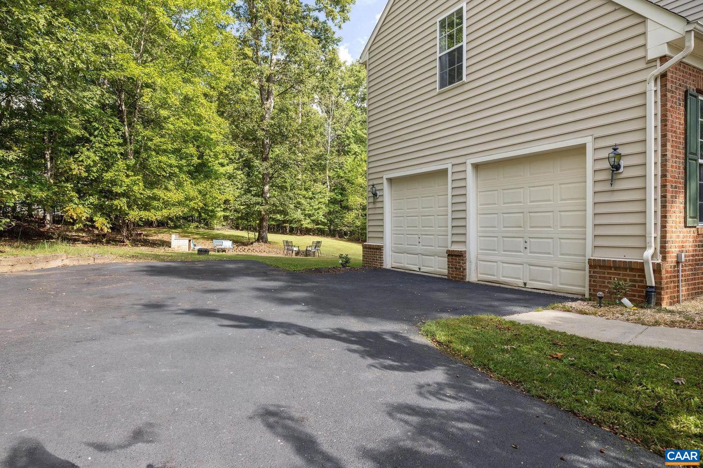 419 CARTER LN, LOUISA, Virginia 23093, 5 Bedrooms Bedrooms, ,3 BathroomsBathrooms,Residential,For sale,419 CARTER LN,669698 MLS # 669698