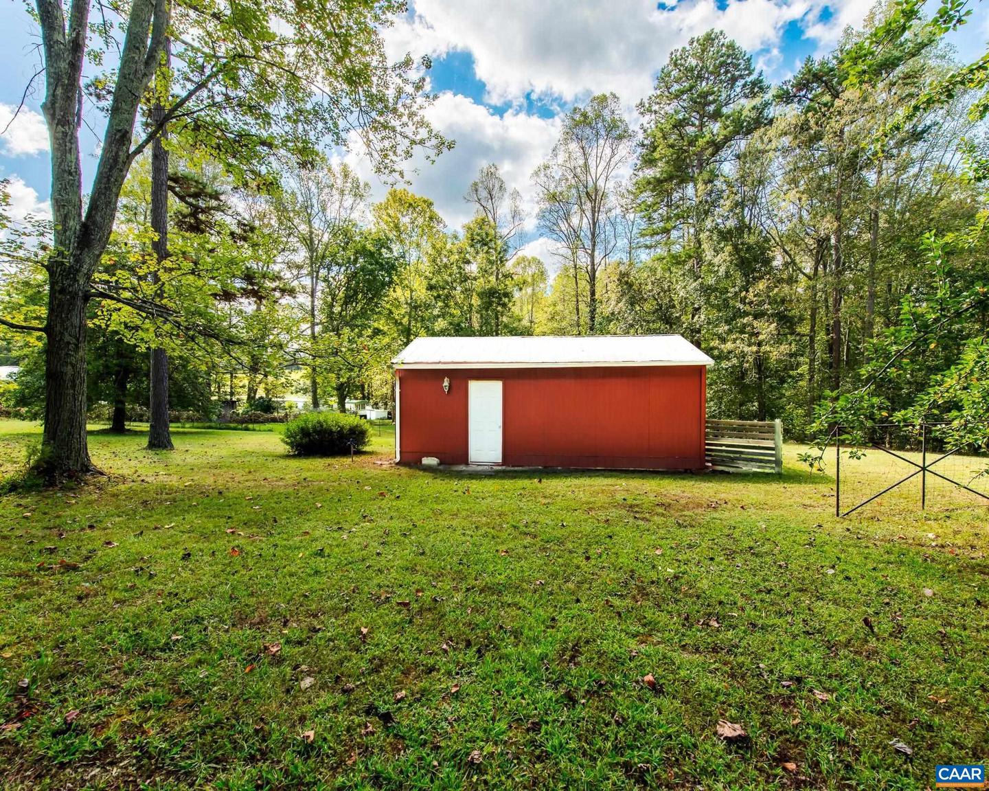 28631 N JAMES MADISON HWY, NEW CANTON, Virginia 23123, 3 Bedrooms Bedrooms, ,1 BathroomBathrooms,Residential,For sale,28631 N JAMES MADISON HWY,669739 MLS # 669739