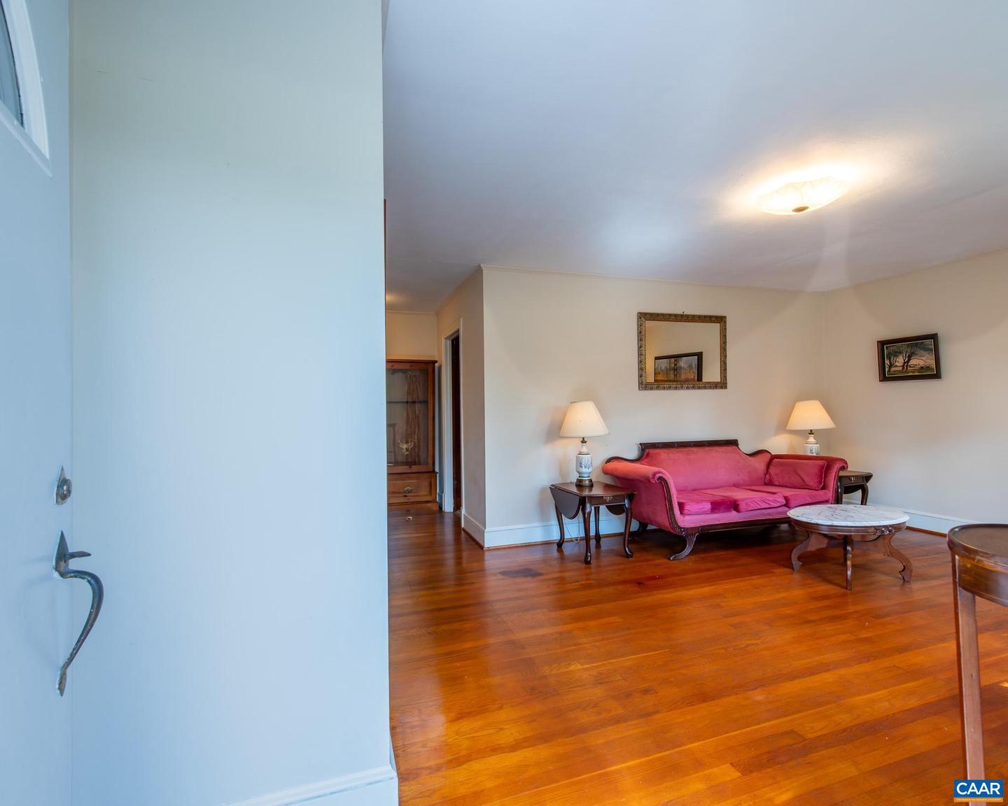 28631 N JAMES MADISON HWY, NEW CANTON, Virginia 23123, 3 Bedrooms Bedrooms, ,1 BathroomBathrooms,Residential,For sale,28631 N JAMES MADISON HWY,669739 MLS # 669739