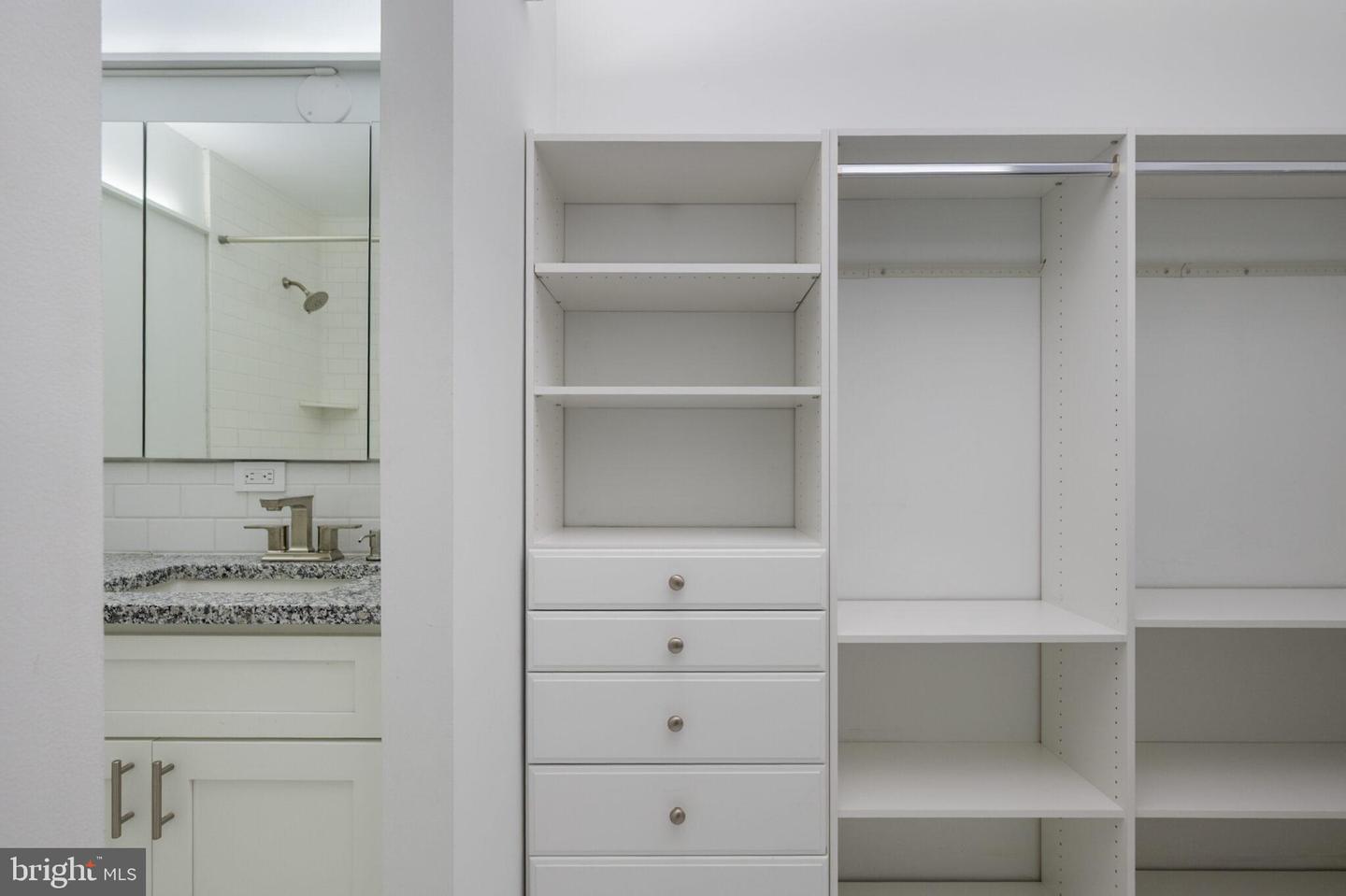 1011 ARLINGTON BLVD #424, ARLINGTON, Virginia 22209, ,1 BathroomBathrooms,Residential,For sale,1011 ARLINGTON BLVD #424,VAAR2064644 MLS # VAAR2064644