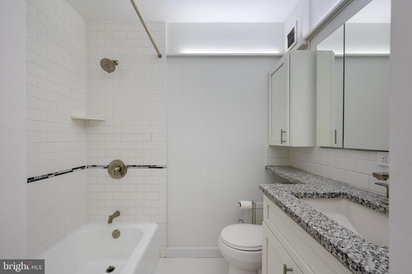 1011 ARLINGTON BLVD #424, ARLINGTON, Virginia 22209, ,1 BathroomBathrooms,Residential,For sale,1011 ARLINGTON BLVD #424,VAAR2064644 MLS # VAAR2064644