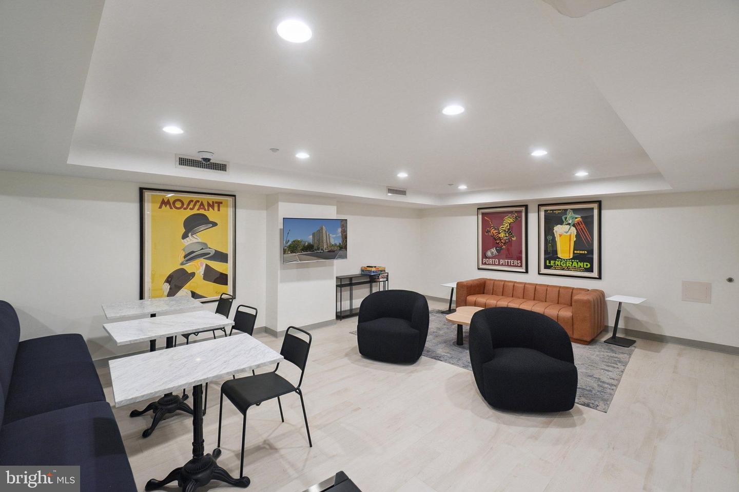 1150 K ST NW #1111, WASHINGTON, District Of Columbia 20005, 2 Bedrooms Bedrooms, 6 Rooms Rooms,2 BathroomsBathrooms,Residential,For sale,1150 K ST NW #1111,DCDC2225872 MLS # DCDC2225872