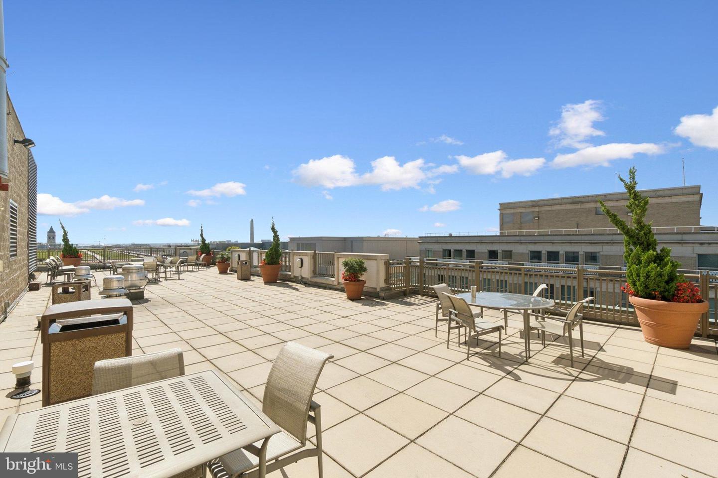 1150 K ST NW #1111, WASHINGTON, District Of Columbia 20005, 2 Bedrooms Bedrooms, 6 Rooms Rooms,2 BathroomsBathrooms,Residential,For sale,1150 K ST NW #1111,DCDC2225872 MLS # DCDC2225872