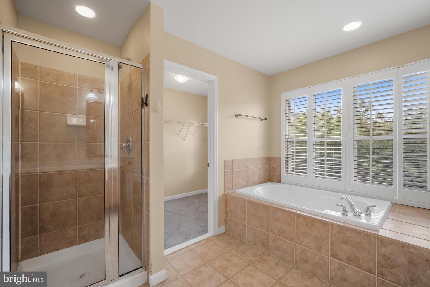 5127 GARDNER DR, ALEXANDRIA, Virginia 22304, 3 Bedrooms Bedrooms, ,2 BathroomsBathrooms,Residential,For sale,5127 GARDNER DR,VAAX2050612 MLS # VAAX2050612