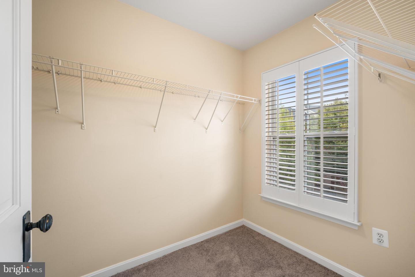 5127 GARDNER DR, ALEXANDRIA, Virginia 22304, 3 Bedrooms Bedrooms, ,2 BathroomsBathrooms,Residential,For sale,5127 GARDNER DR,VAAX2050612 MLS # VAAX2050612