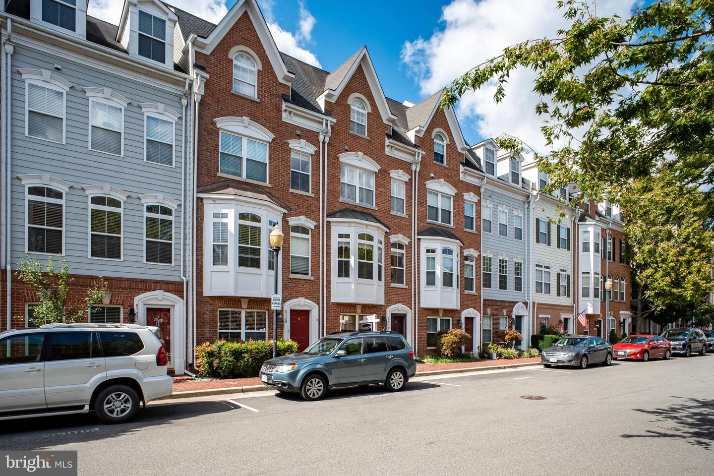 5127 GARDNER DR, ALEXANDRIA, Virginia 22304, 3 Bedrooms Bedrooms, ,2 BathroomsBathrooms,Residential,For sale,5127 GARDNER DR,VAAX2050612 MLS # VAAX2050612