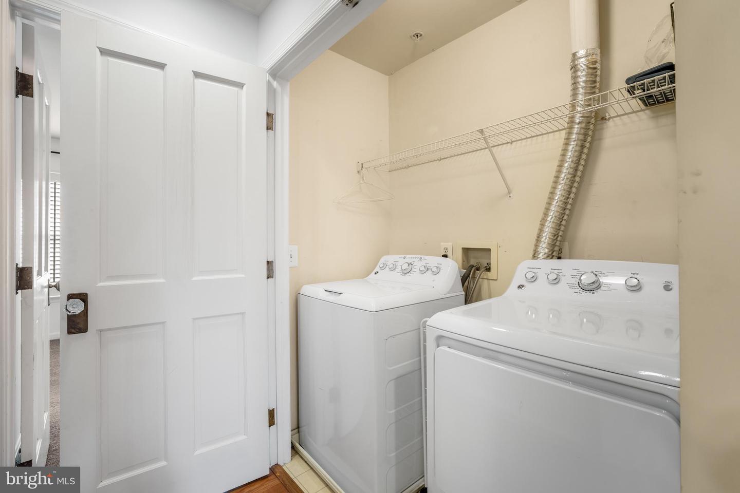 5127 GARDNER DR, ALEXANDRIA, Virginia 22304, 3 Bedrooms Bedrooms, ,2 BathroomsBathrooms,Residential,For sale,5127 GARDNER DR,VAAX2050612 MLS # VAAX2050612