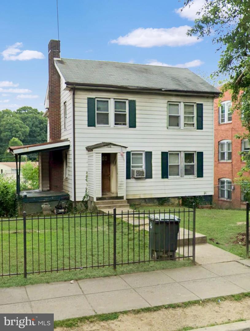 3008 30TH ST SE, WASHINGTON, District Of Columbia 20020, 3 Bedrooms Bedrooms, ,1 BathroomBathrooms,Residential,For sale,3008 30TH ST SE,DCDC2165478 MLS # DCDC2165478