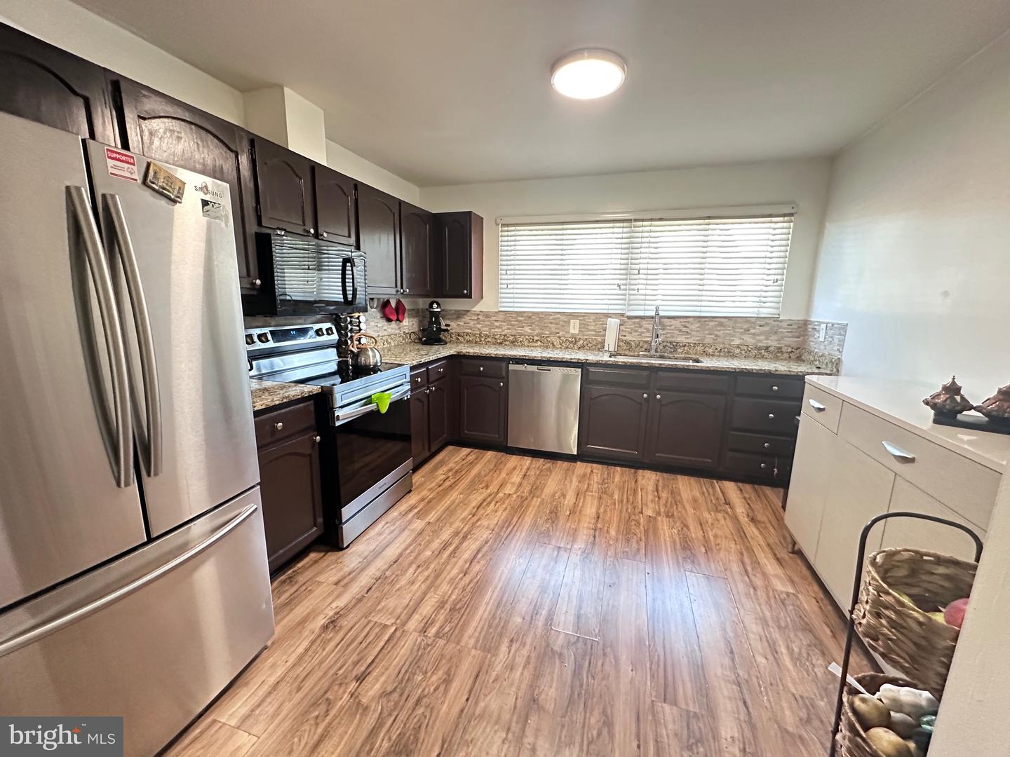 15381 GRIST MILL TER, WOODBRIDGE, Virginia 22191, 2 Bedrooms Bedrooms, ,2 BathroomsBathrooms,Residential,For sale,15381 GRIST MILL TER,VAPW2098094 MLS # VAPW2098094