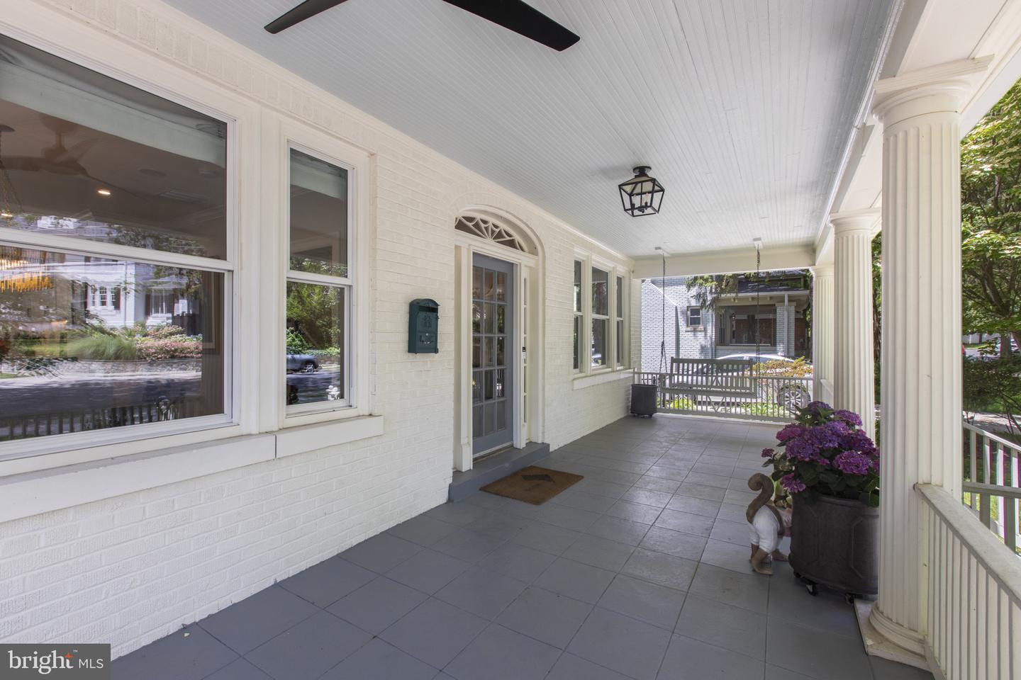6200 BROAD BRANCH RD NW, WASHINGTON, District Of Columbia 20015, 5 Bedrooms Bedrooms, ,3 BathroomsBathrooms,Residential,For sale,6200 BROAD BRANCH RD NW,DCDC2222236 MLS # DCDC2222236