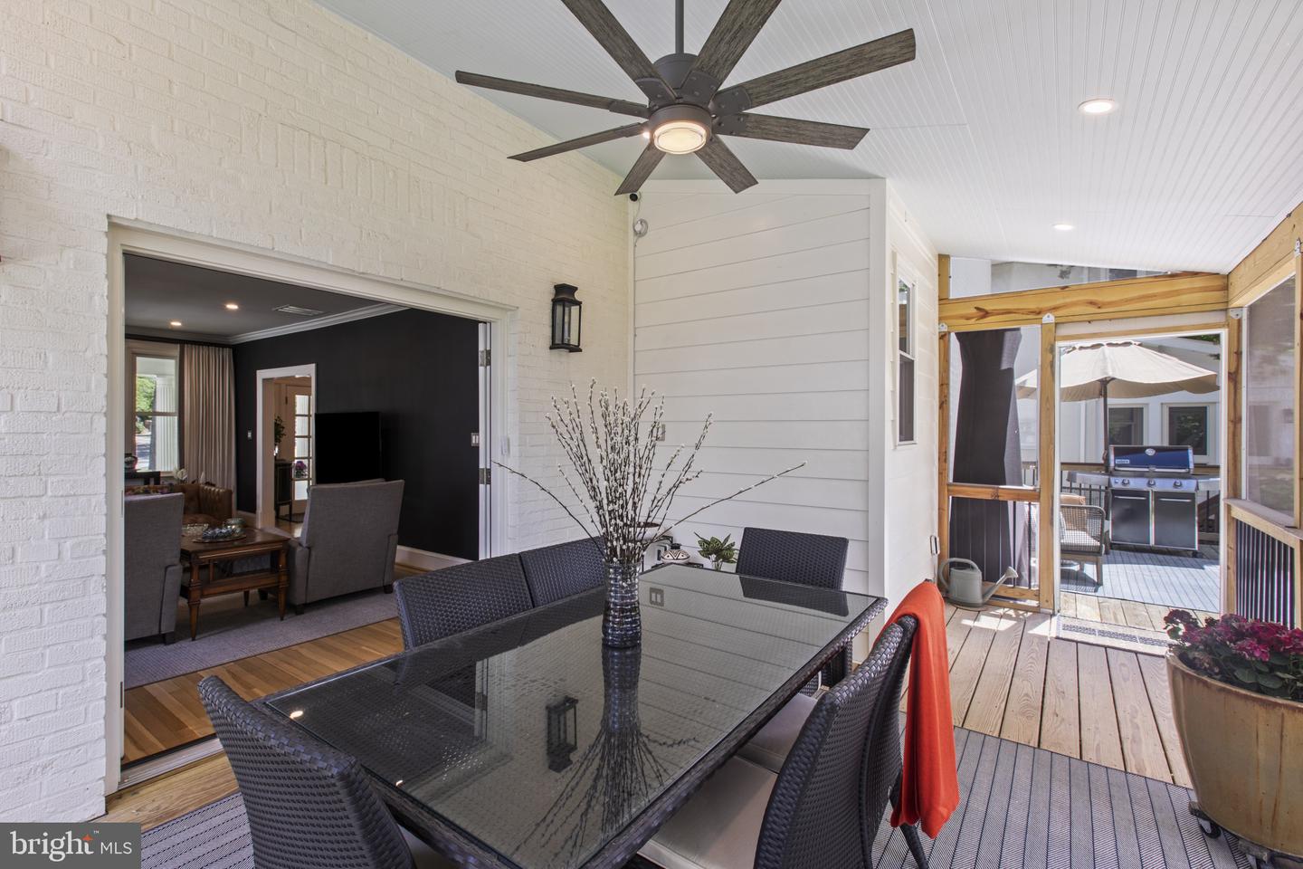 6200 BROAD BRANCH RD NW, WASHINGTON, District Of Columbia 20015, 5 Bedrooms Bedrooms, ,3 BathroomsBathrooms,Residential,For sale,6200 BROAD BRANCH RD NW,DCDC2222236 MLS # DCDC2222236