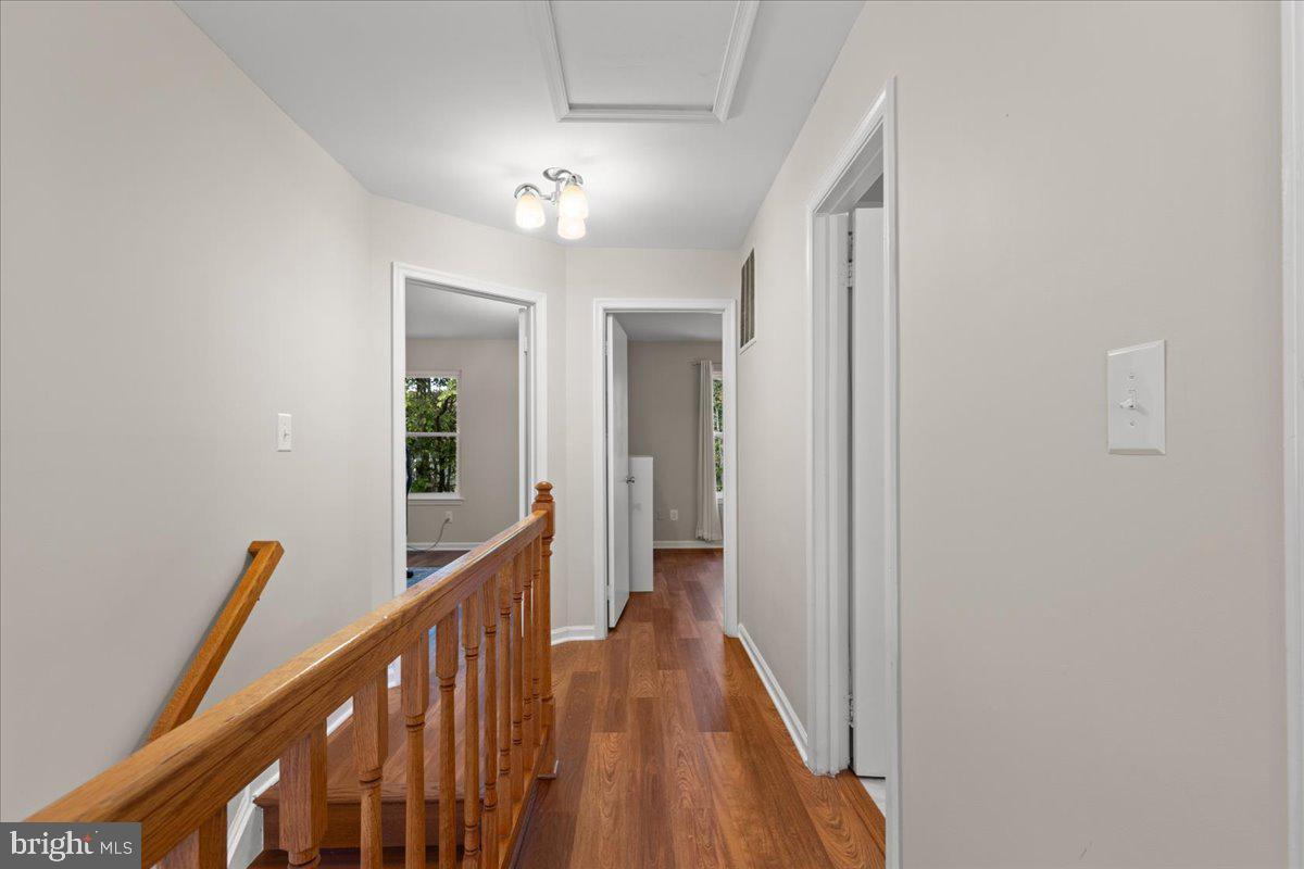 6121 STONEPATH CIR, CENTREVILLE, Virginia 20120, 4 Bedrooms Bedrooms, ,3 BathroomsBathrooms,Residential,For sale,6121 STONEPATH CIR,VAFX2269648 MLS # VAFX2269648
