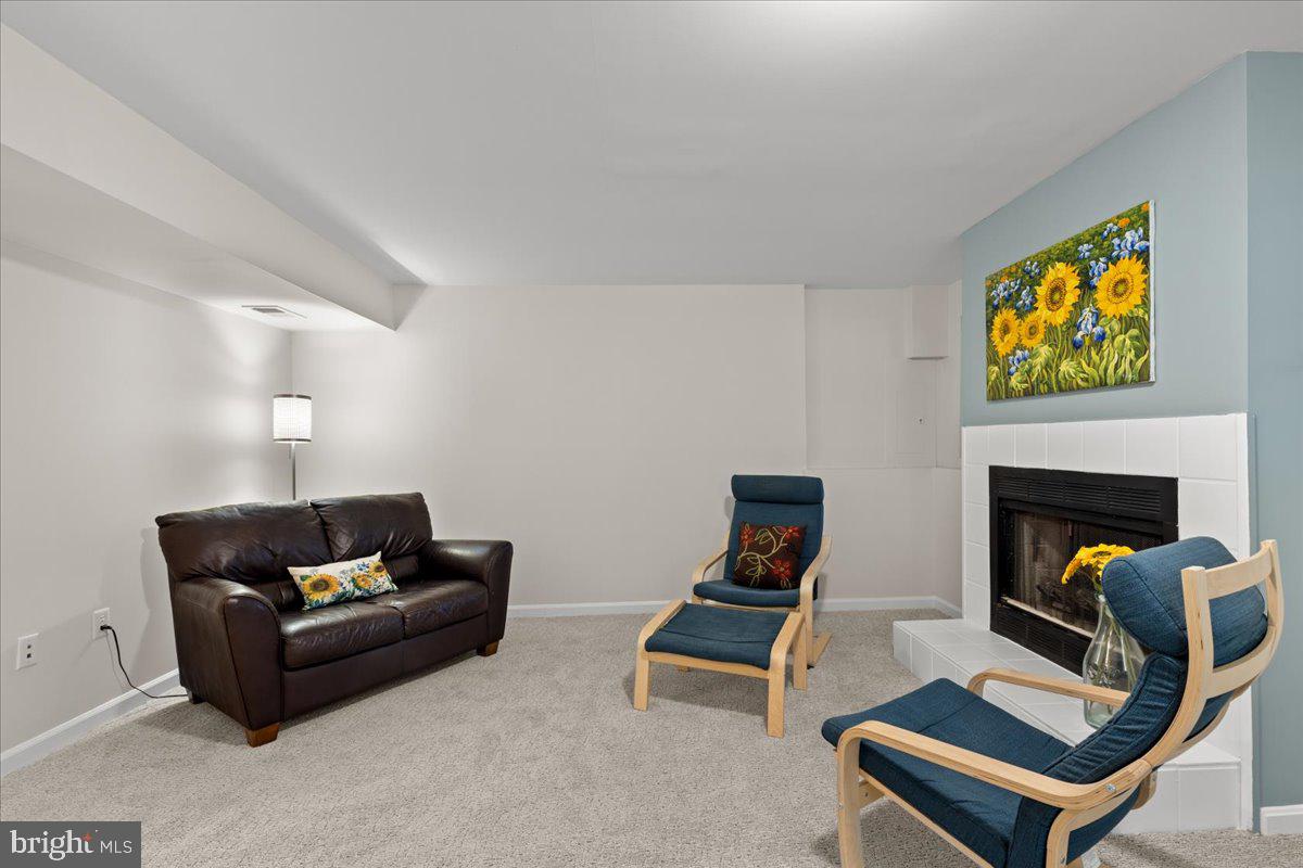 6121 STONEPATH CIR, CENTREVILLE, Virginia 20120, 4 Bedrooms Bedrooms, ,3 BathroomsBathrooms,Residential,For sale,6121 STONEPATH CIR,VAFX2269648 MLS # VAFX2269648