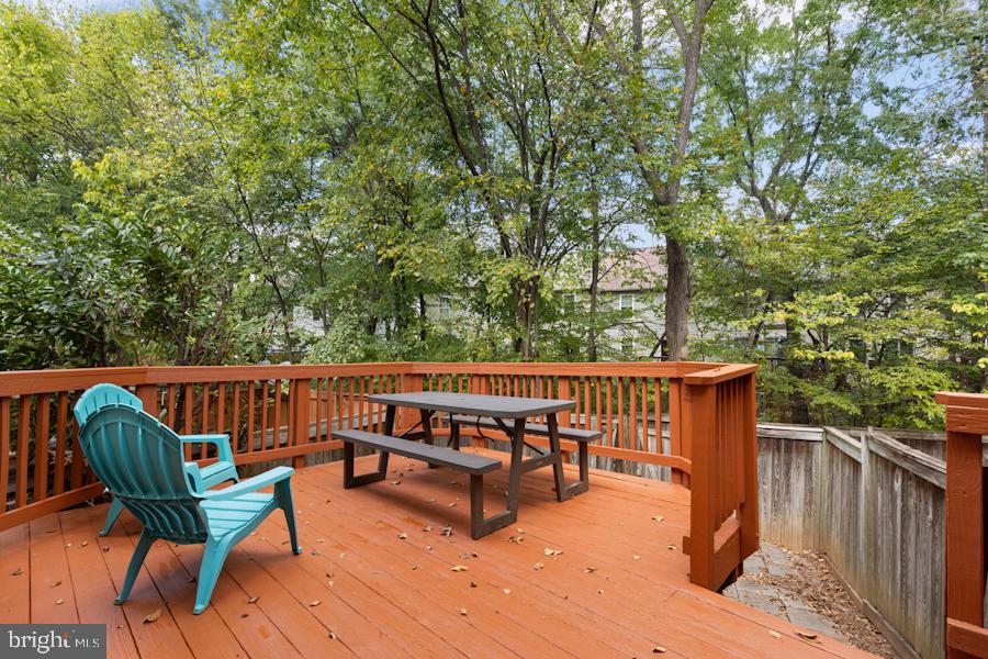 6121 STONEPATH CIR, CENTREVILLE, Virginia 20120, 4 Bedrooms Bedrooms, ,3 BathroomsBathrooms,Residential,For sale,6121 STONEPATH CIR,VAFX2269648 MLS # VAFX2269648