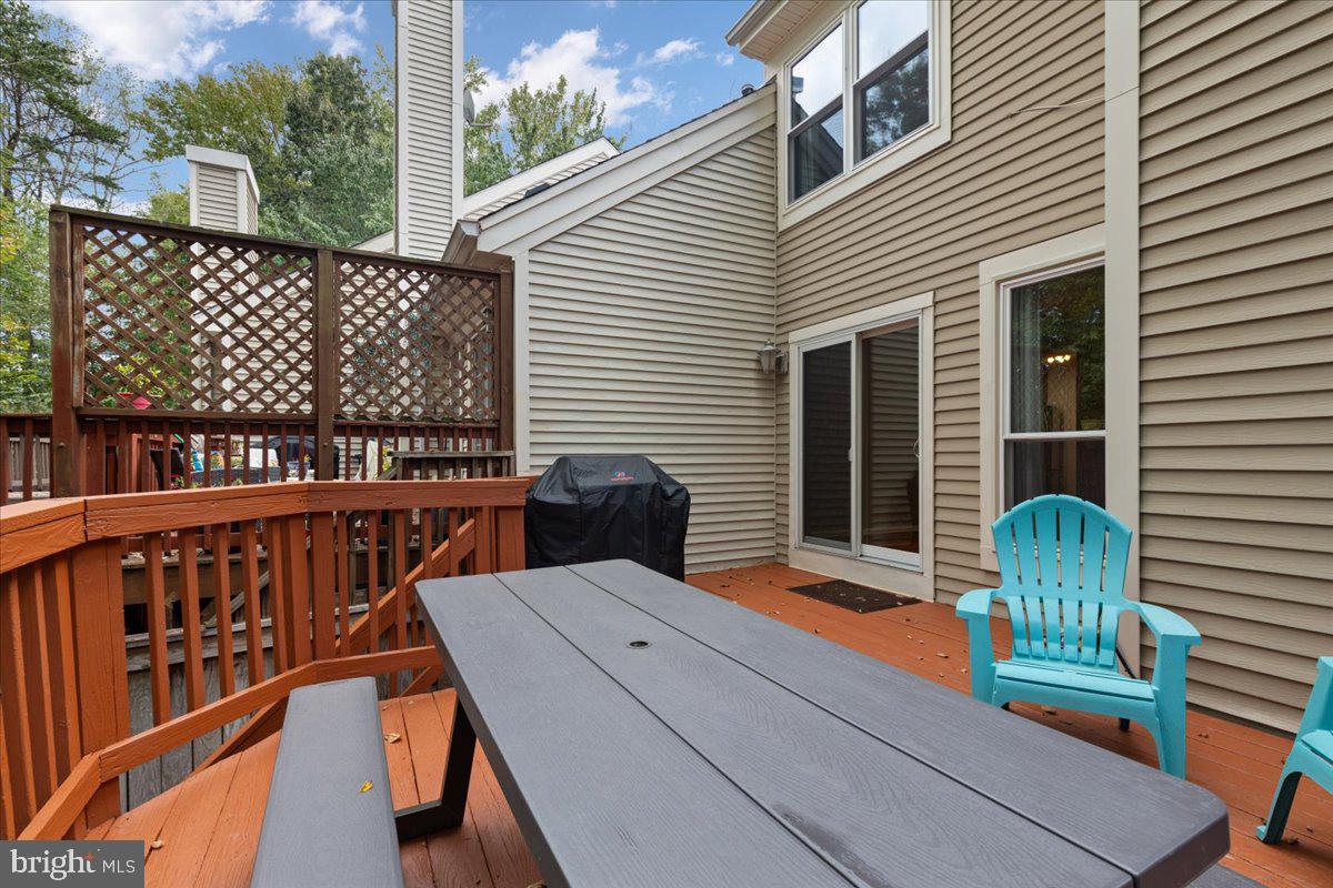 6121 STONEPATH CIR, CENTREVILLE, Virginia 20120, 4 Bedrooms Bedrooms, ,3 BathroomsBathrooms,Residential,For sale,6121 STONEPATH CIR,VAFX2269648 MLS # VAFX2269648