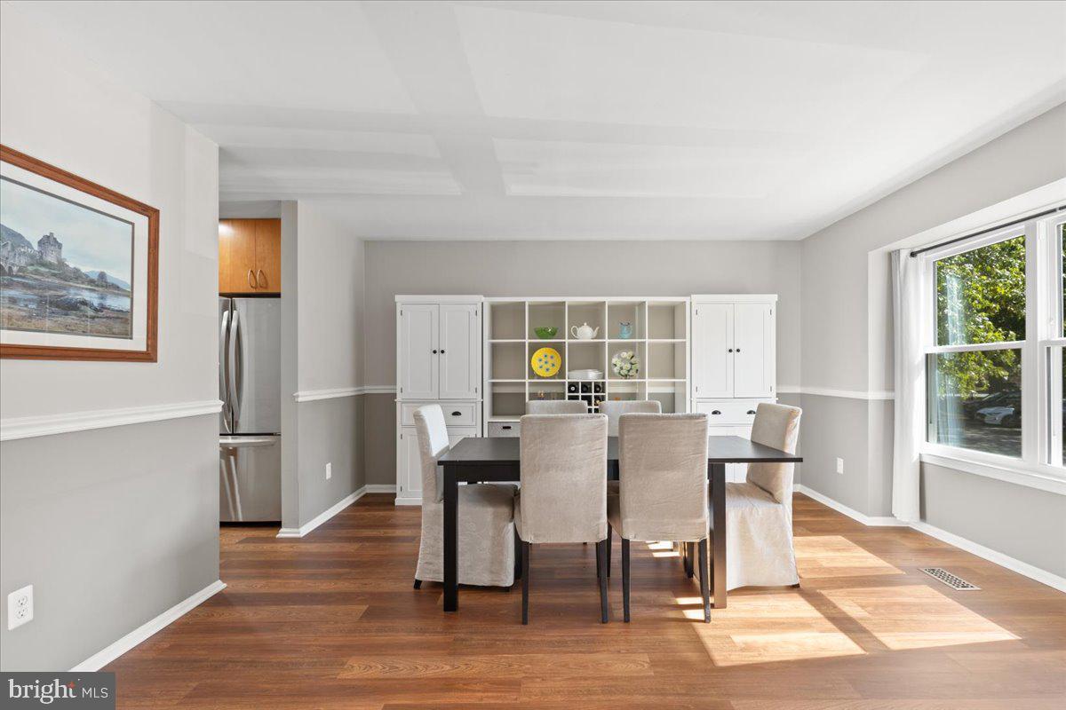 6121 STONEPATH CIR, CENTREVILLE, Virginia 20120, 4 Bedrooms Bedrooms, ,3 BathroomsBathrooms,Residential,For sale,6121 STONEPATH CIR,VAFX2269648 MLS # VAFX2269648