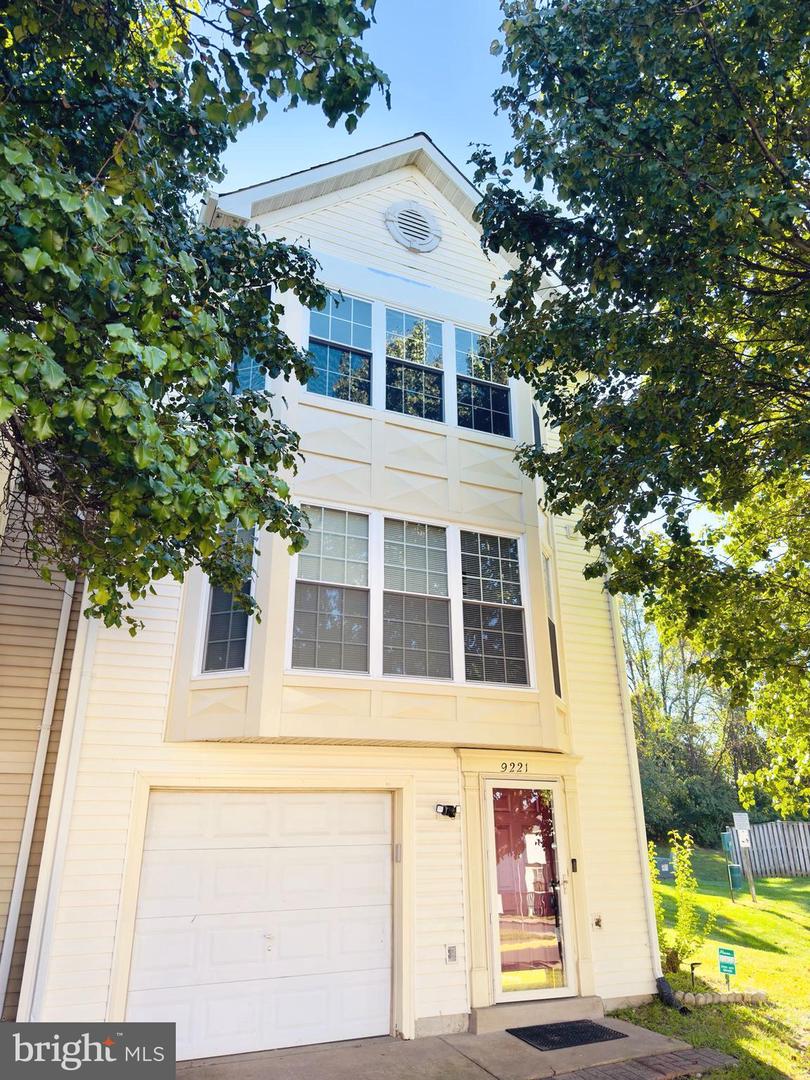 9221 JESSICA DR, MANASSAS PARK, Virginia 20111, 3 Bedrooms Bedrooms, ,2 BathroomsBathrooms,Residential,For sale,9221 JESSICA DR,VAMP2003366 MLS # VAMP2003366