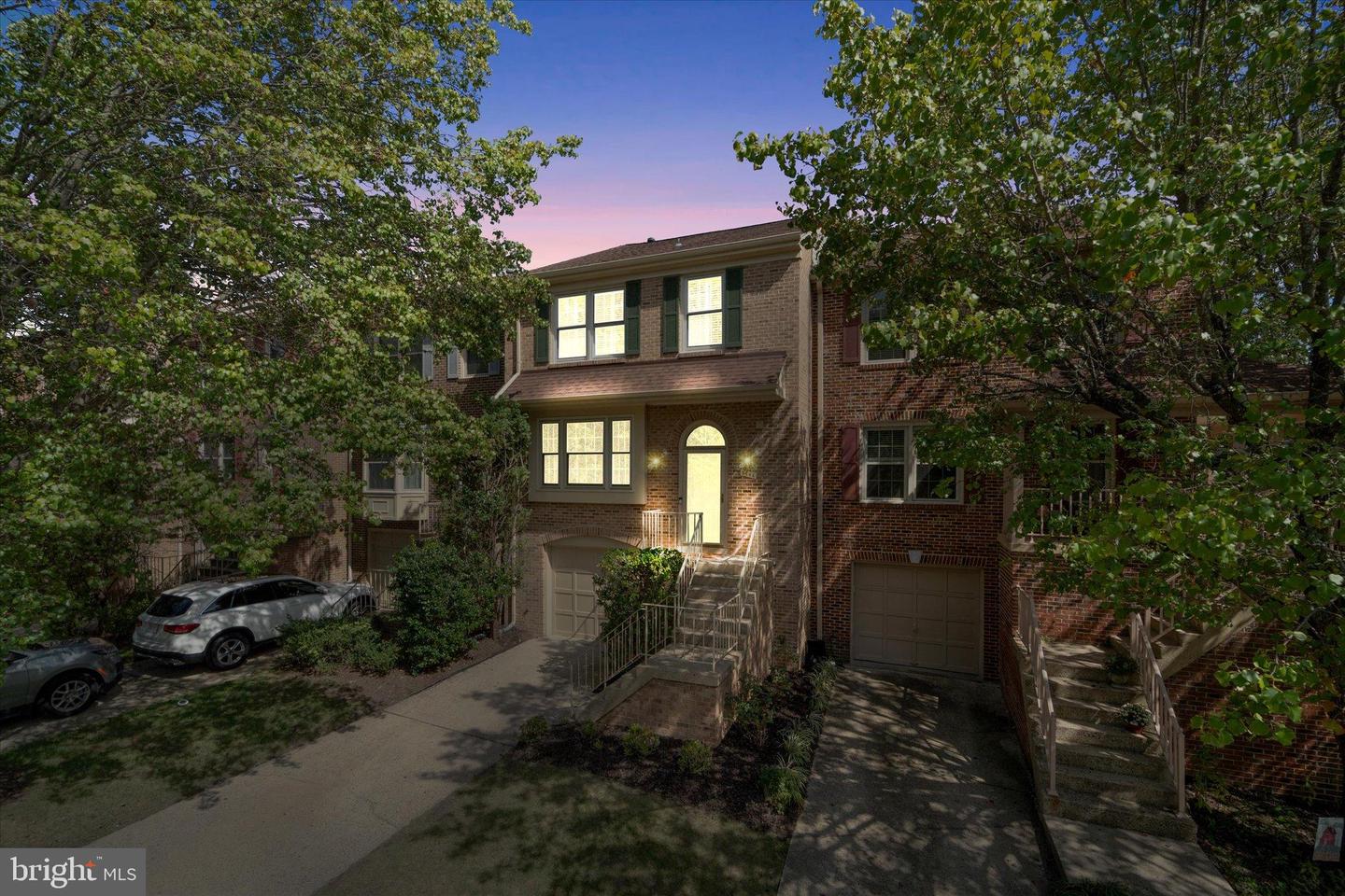 8444 MILLWOOD DR, SPRINGFIELD, Virginia 22152, 3 Bedrooms Bedrooms, 13 Rooms Rooms,2 BathroomsBathrooms,Residential,For sale,8444 MILLWOOD DR,VAFX2273074 MLS # VAFX2273074