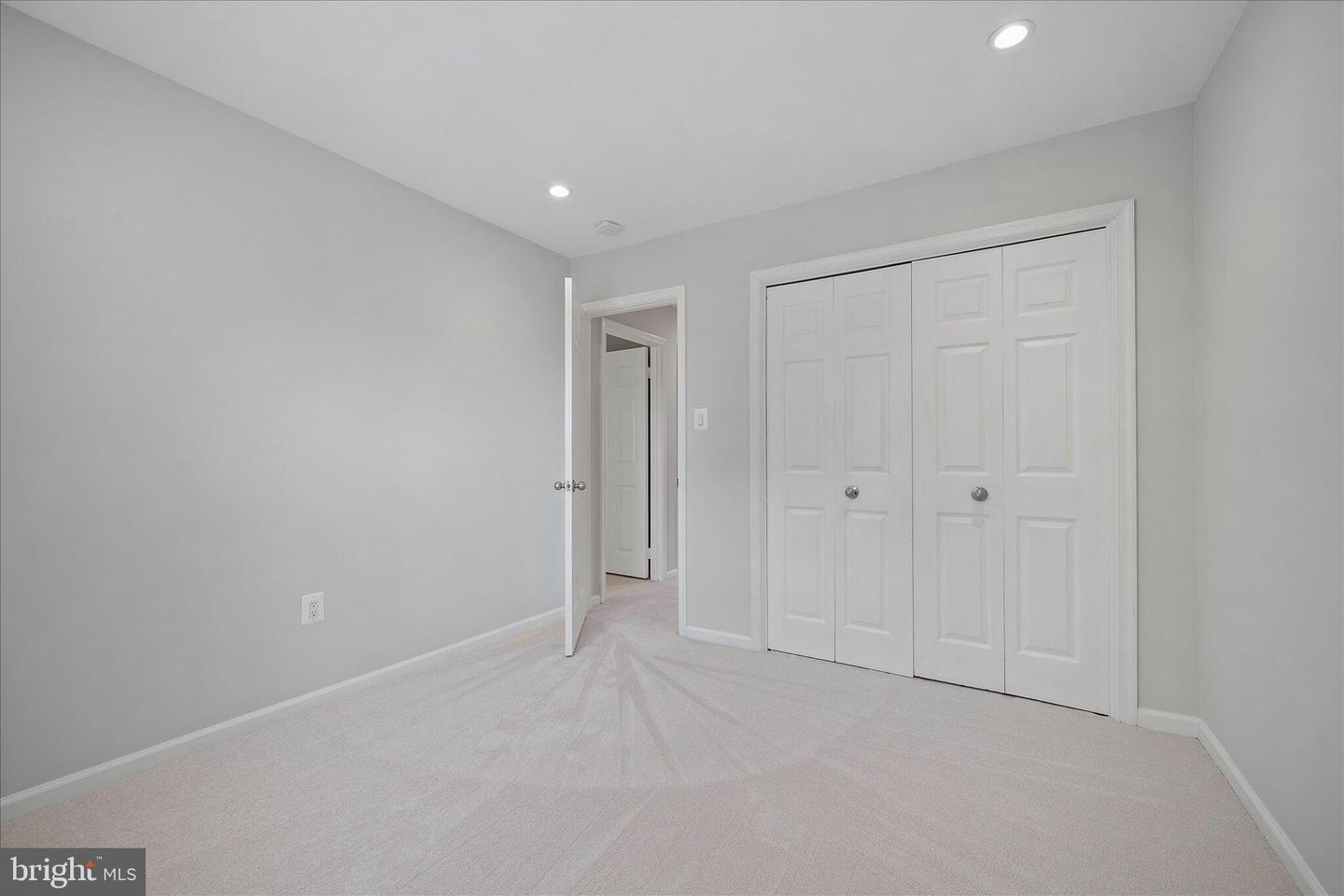 8444 MILLWOOD DR, SPRINGFIELD, Virginia 22152, 3 Bedrooms Bedrooms, 13 Rooms Rooms,2 BathroomsBathrooms,Residential,For sale,8444 MILLWOOD DR,VAFX2273074 MLS # VAFX2273074