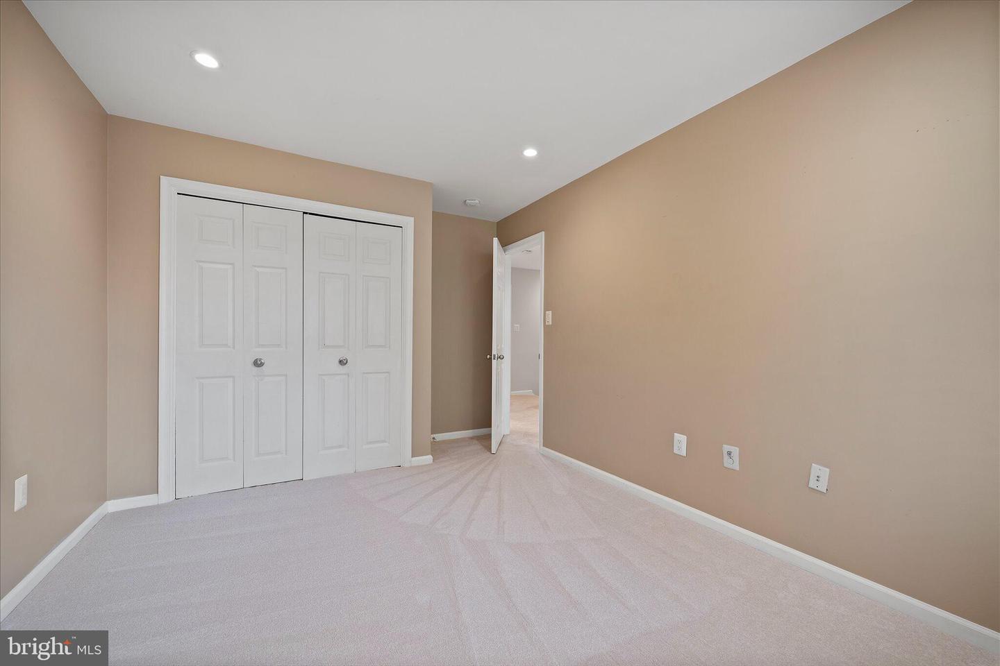 8444 MILLWOOD DR, SPRINGFIELD, Virginia 22152, 3 Bedrooms Bedrooms, 13 Rooms Rooms,2 BathroomsBathrooms,Residential,For sale,8444 MILLWOOD DR,VAFX2273074 MLS # VAFX2273074