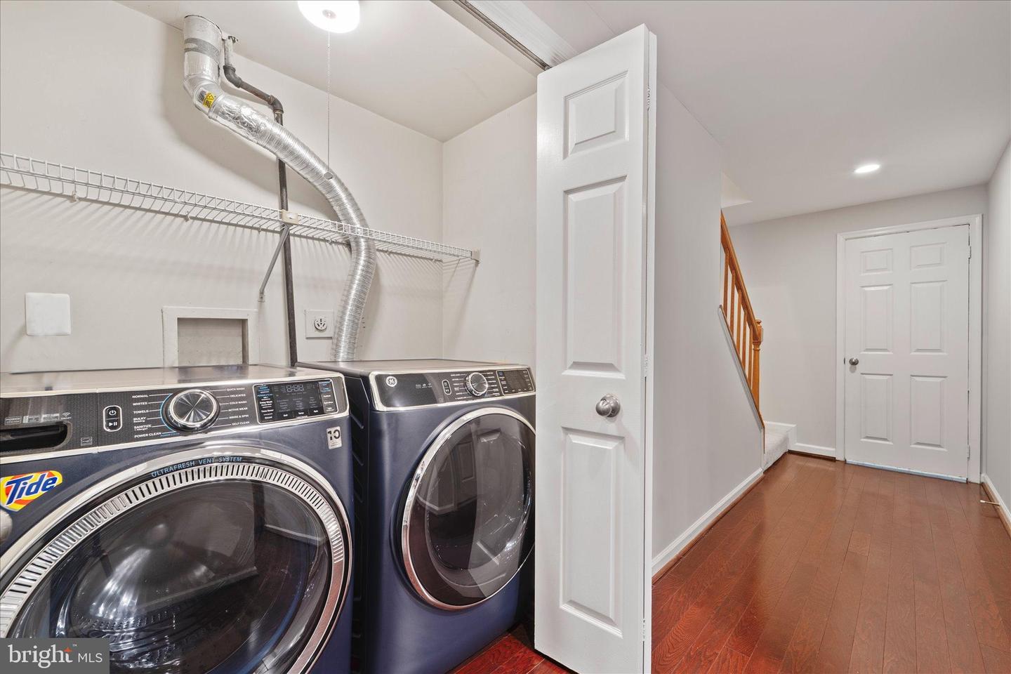 8444 MILLWOOD DR, SPRINGFIELD, Virginia 22152, 3 Bedrooms Bedrooms, 13 Rooms Rooms,2 BathroomsBathrooms,Residential,For sale,8444 MILLWOOD DR,VAFX2273074 MLS # VAFX2273074