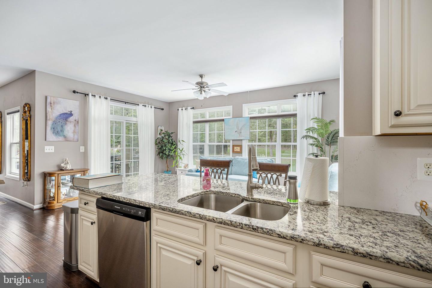 421 LONG MEADOW DR, FREDERICKSBURG, Virginia 22406, 4 Bedrooms Bedrooms, ,3 BathroomsBathrooms,Residential,For sale,421 LONG MEADOW DR,VAST2043328 MLS # VAST2043328