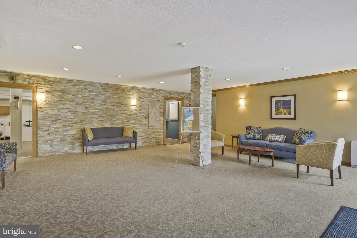 1830 COLUMBIA PIKE #G-3, ARLINGTON, Virginia 22204, 1 Bedroom Bedrooms, ,1 BathroomBathrooms,Residential,For sale,1830 COLUMBIA PIKE #G-3,VAAR2064652 MLS # VAAR2064652