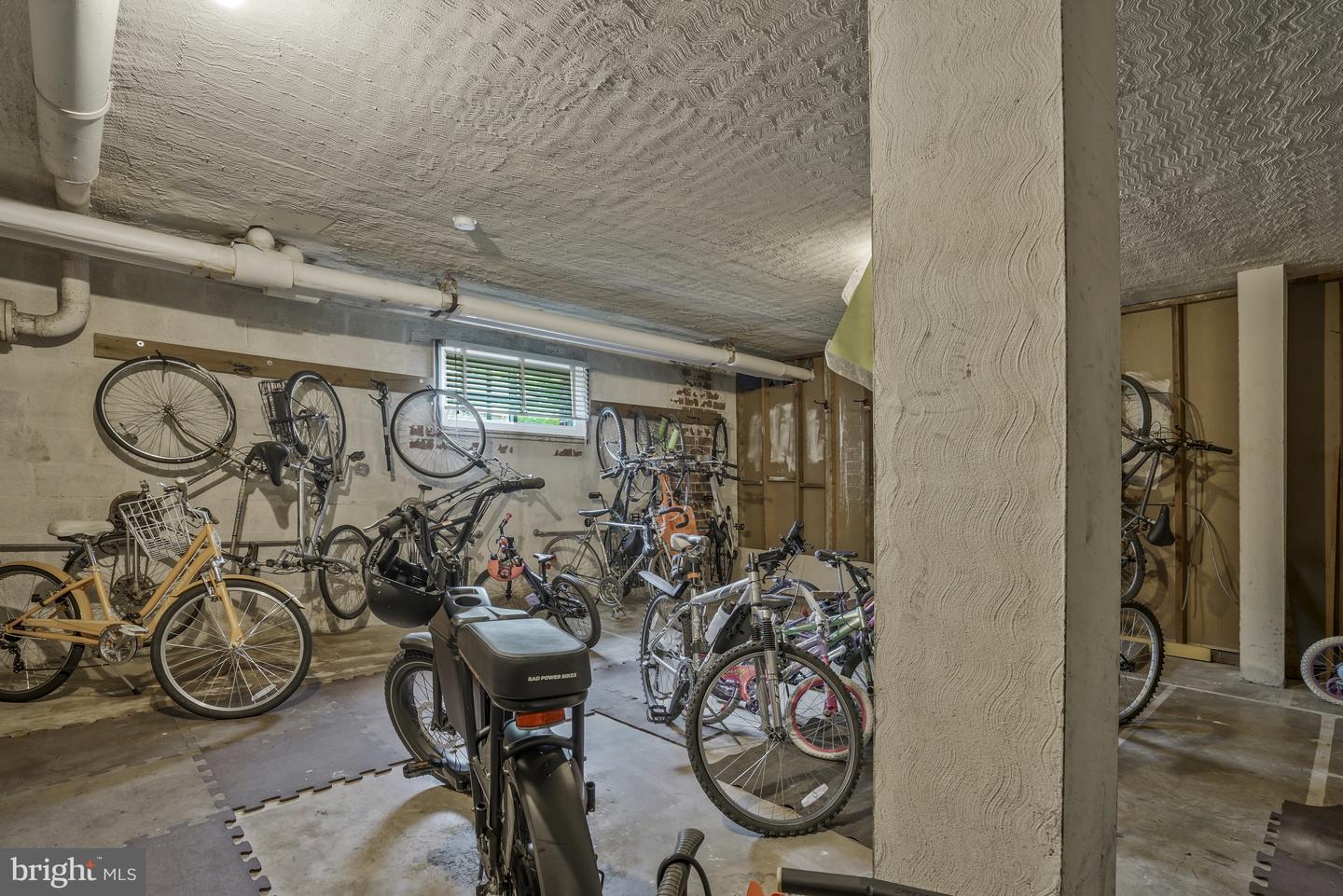 1830 COLUMBIA PIKE #G-3, ARLINGTON, Virginia 22204, 1 Bedroom Bedrooms, ,1 BathroomBathrooms,Residential,For sale,1830 COLUMBIA PIKE #G-3,VAAR2064652 MLS # VAAR2064652