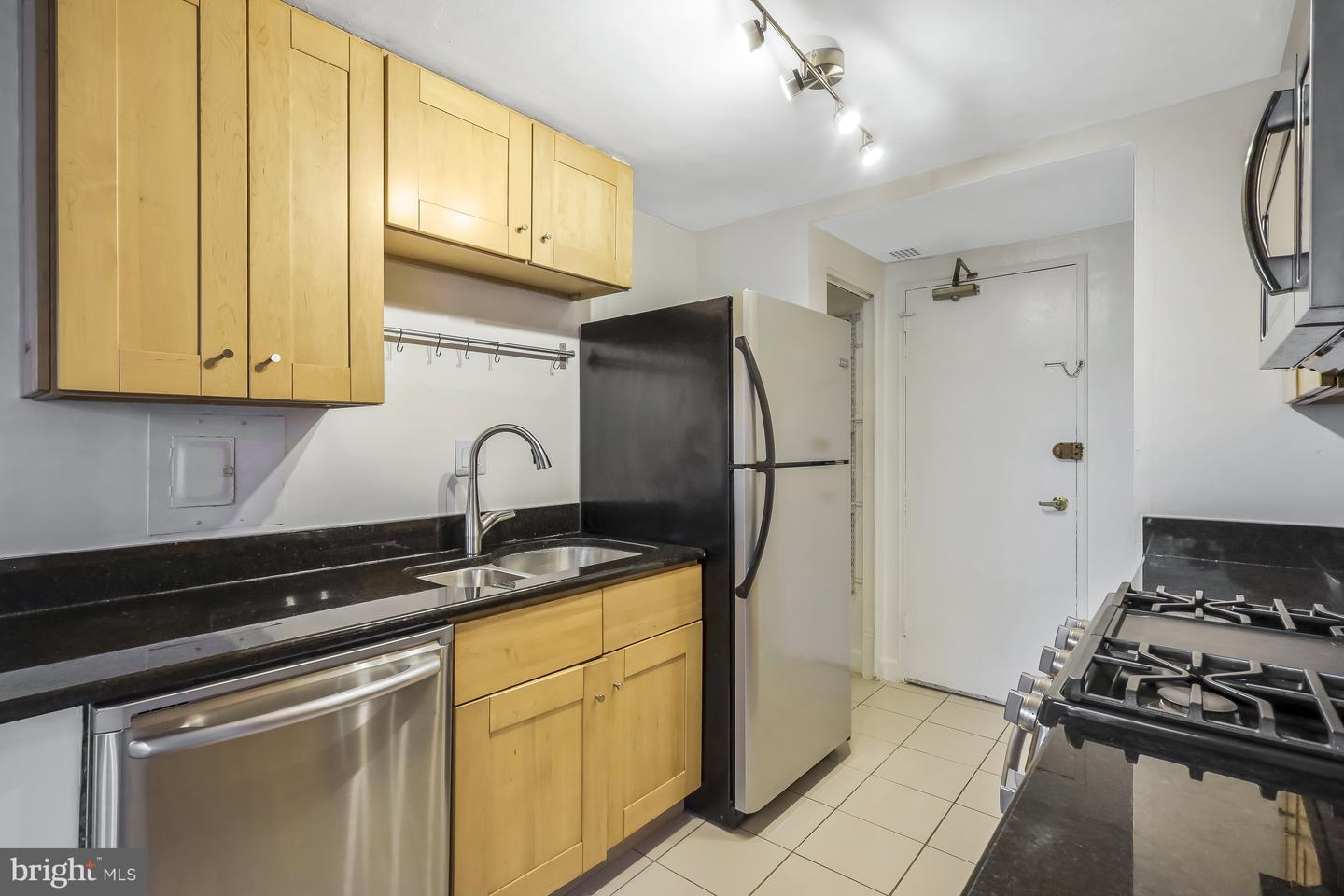 1830 COLUMBIA PIKE #G-3, ARLINGTON, Virginia 22204, 1 Bedroom Bedrooms, ,1 BathroomBathrooms,Residential,For sale,1830 COLUMBIA PIKE #G-3,VAAR2064652 MLS # VAAR2064652