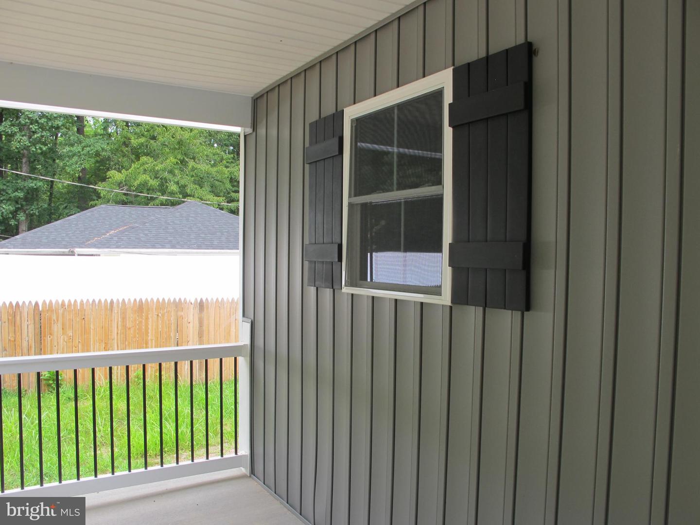 141 9TH ST, COLONIAL BEACH, Virginia 22443, 3 Bedrooms Bedrooms, ,2 BathroomsBathrooms,Residential,For sale,141 9TH ST,VAWE2009900 MLS # VAWE2009900