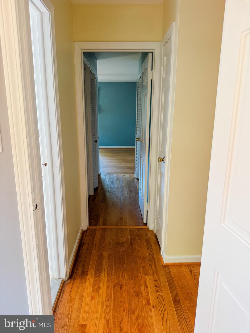 8647 BRADDOCK AVE, ALEXANDRIA, Virginia 22309, 5 Bedrooms Bedrooms, ,3 BathroomsBathrooms,Residential,For sale,8647 BRADDOCK AVE,VAFX2230724 MLS # VAFX2230724