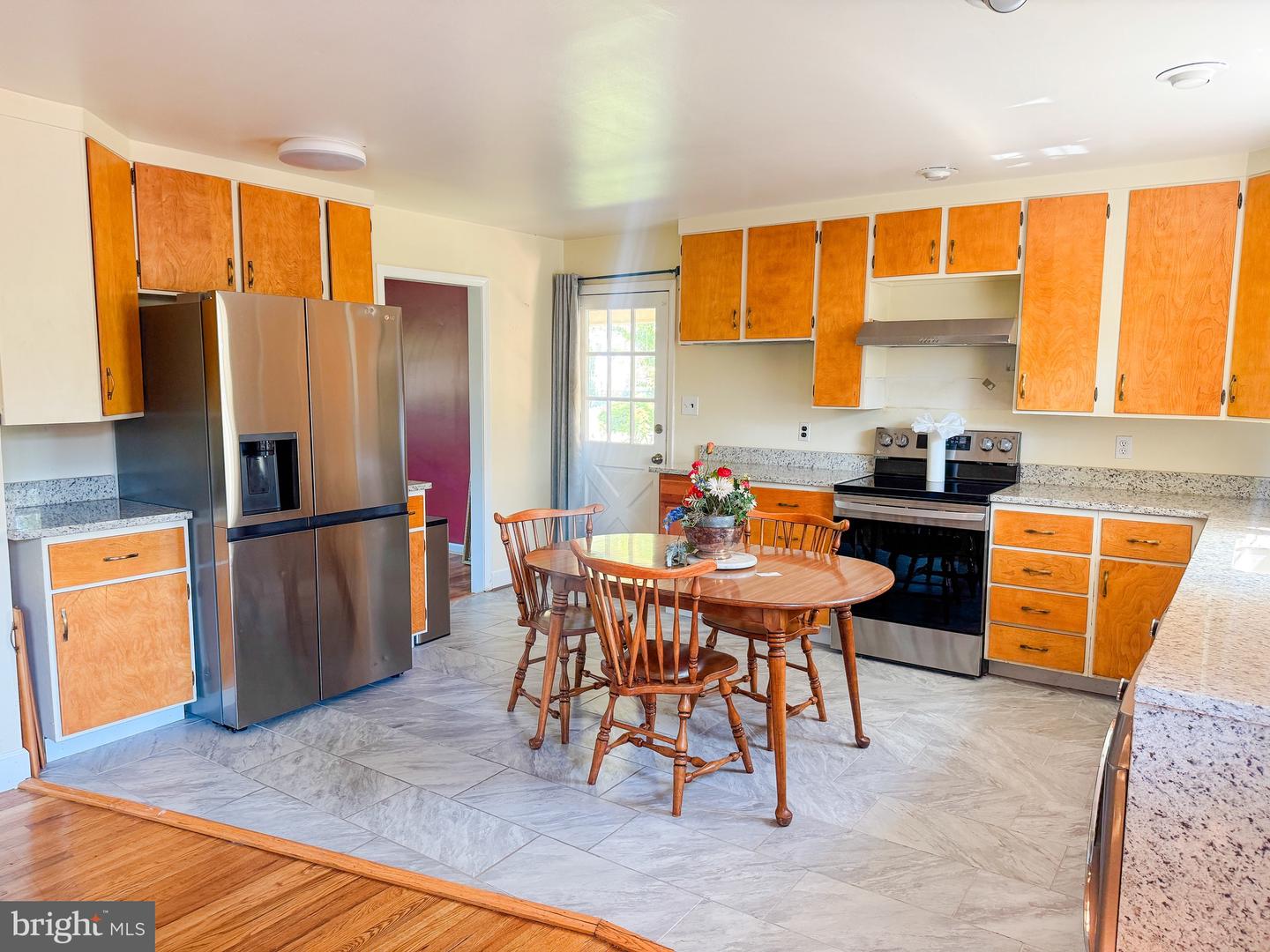 8647 BRADDOCK AVE, ALEXANDRIA, Virginia 22309, 5 Bedrooms Bedrooms, ,3 BathroomsBathrooms,Residential,For sale,8647 BRADDOCK AVE,VAFX2230724 MLS # VAFX2230724