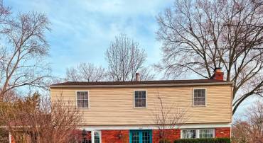 8647 BRADDOCK AVE, ALEXANDRIA, Virginia 22309, 5 Bedrooms Bedrooms, ,3 BathroomsBathrooms,Residential,For sale,8647 BRADDOCK AVE,VAFX2230724 MLS # VAFX2230724