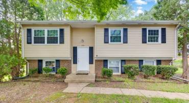 5308 MACWOOD DR, WOODBRIDGE, Virginia 22193, 4 Bedrooms Bedrooms, ,2 BathroomsBathrooms,Residential,For sale,5308 MACWOOD DR,VAPW2094436 MLS # VAPW2094436