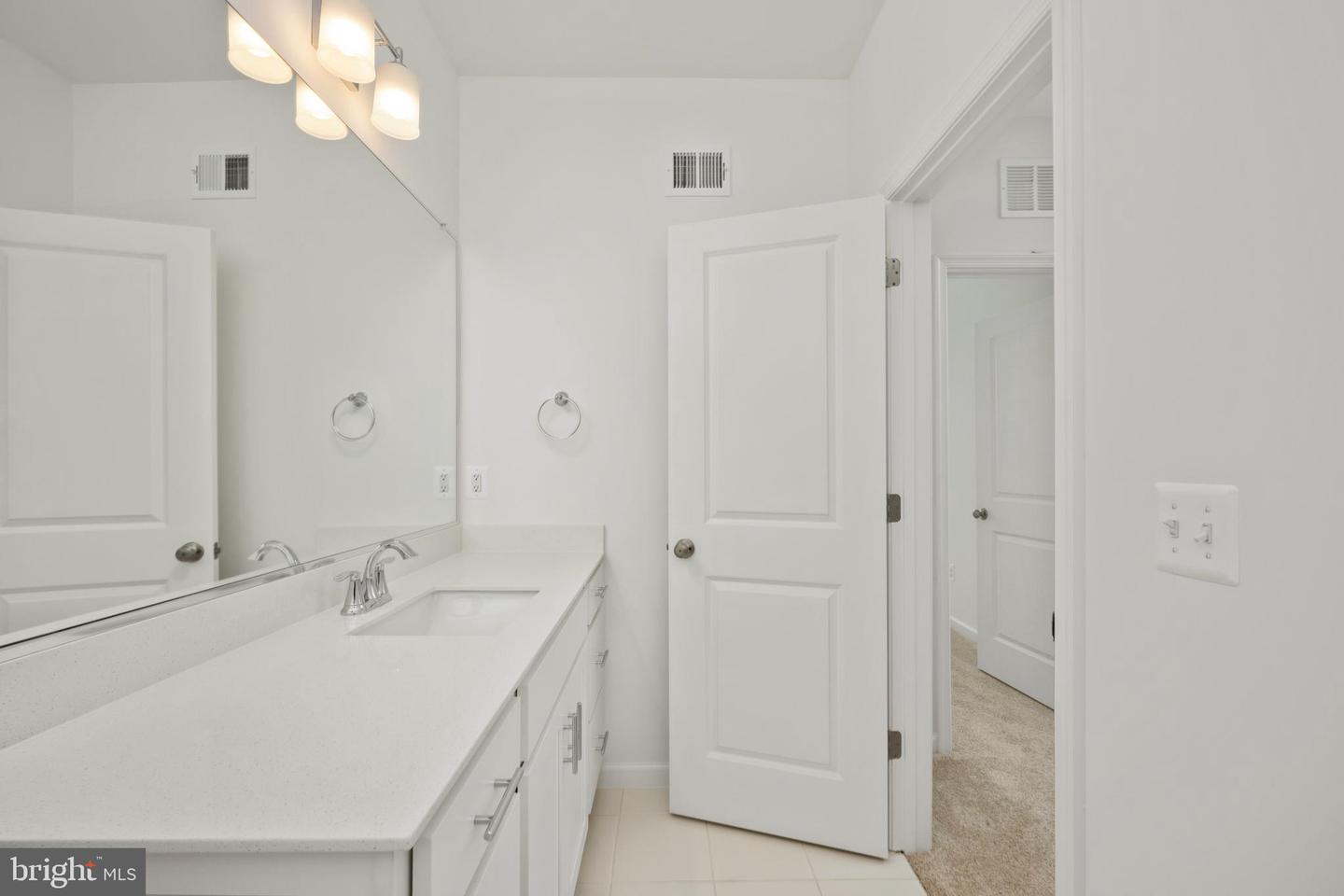 2624 NEABSCO COMMON PL, WOODBRIDGE, Virginia 22191, 3 Bedrooms Bedrooms, ,2 BathroomsBathrooms,Residential,For sale,2624 NEABSCO COMMON PL,VAPW2105448 MLS # VAPW2105448
