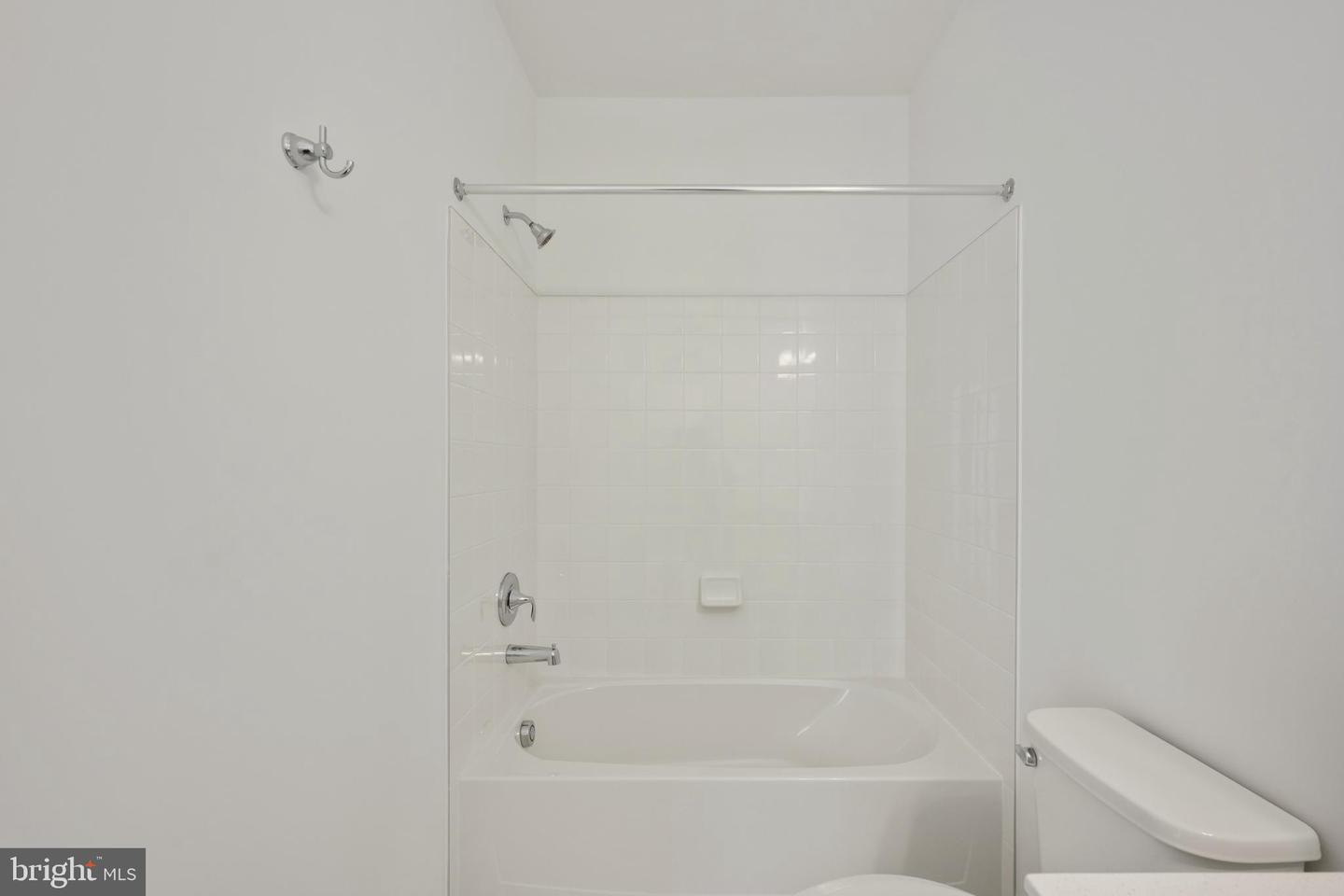2624 NEABSCO COMMON PL, WOODBRIDGE, Virginia 22191, 3 Bedrooms Bedrooms, ,2 BathroomsBathrooms,Residential,For sale,2624 NEABSCO COMMON PL,VAPW2105448 MLS # VAPW2105448