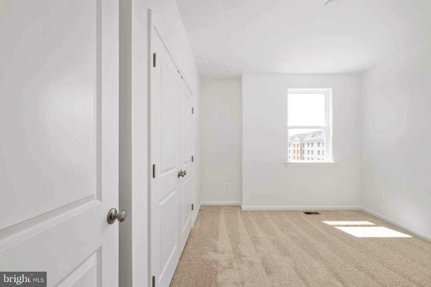 2624 NEABSCO COMMON PL, WOODBRIDGE, Virginia 22191, 3 Bedrooms Bedrooms, ,2 BathroomsBathrooms,Residential,For sale,2624 NEABSCO COMMON PL,VAPW2105448 MLS # VAPW2105448