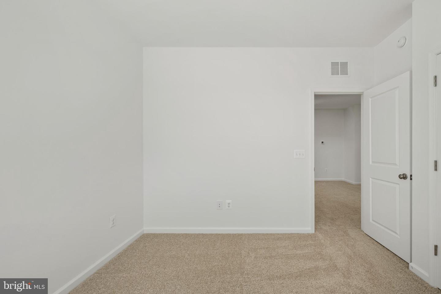 2624 NEABSCO COMMON PL, WOODBRIDGE, Virginia 22191, 3 Bedrooms Bedrooms, ,2 BathroomsBathrooms,Residential,For sale,2624 NEABSCO COMMON PL,VAPW2105448 MLS # VAPW2105448