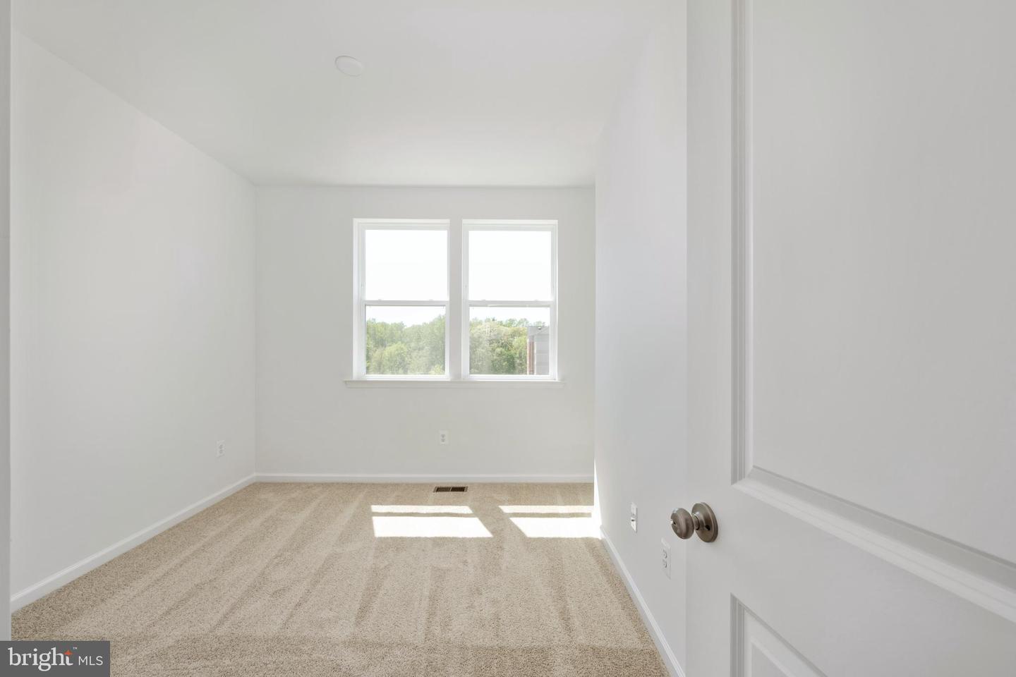 2624 NEABSCO COMMON PL, WOODBRIDGE, Virginia 22191, 3 Bedrooms Bedrooms, ,2 BathroomsBathrooms,Residential,For sale,2624 NEABSCO COMMON PL,VAPW2105448 MLS # VAPW2105448