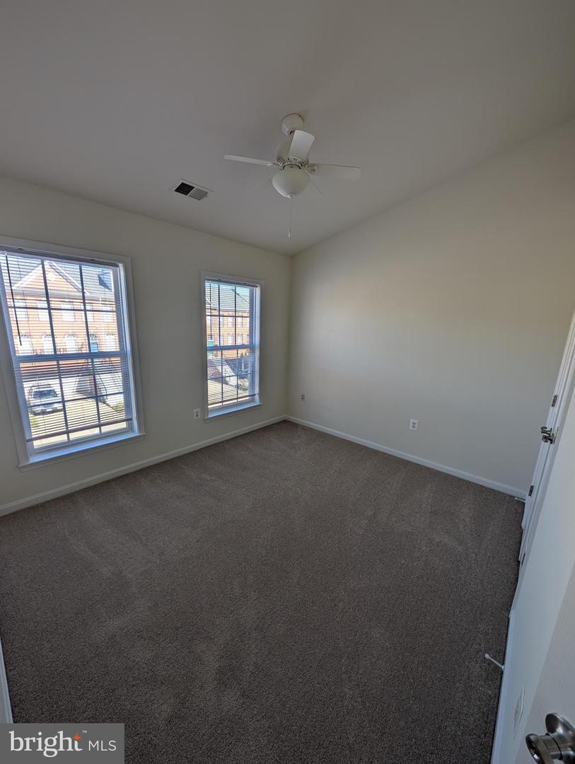 5653 FAIRCLOTH CT, CENTREVILLE, Virginia 20120, 3 Bedrooms Bedrooms, ,3 BathroomsBathrooms,Residential,For sale,5653 FAIRCLOTH CT,VAFX2272996 MLS # VAFX2272996